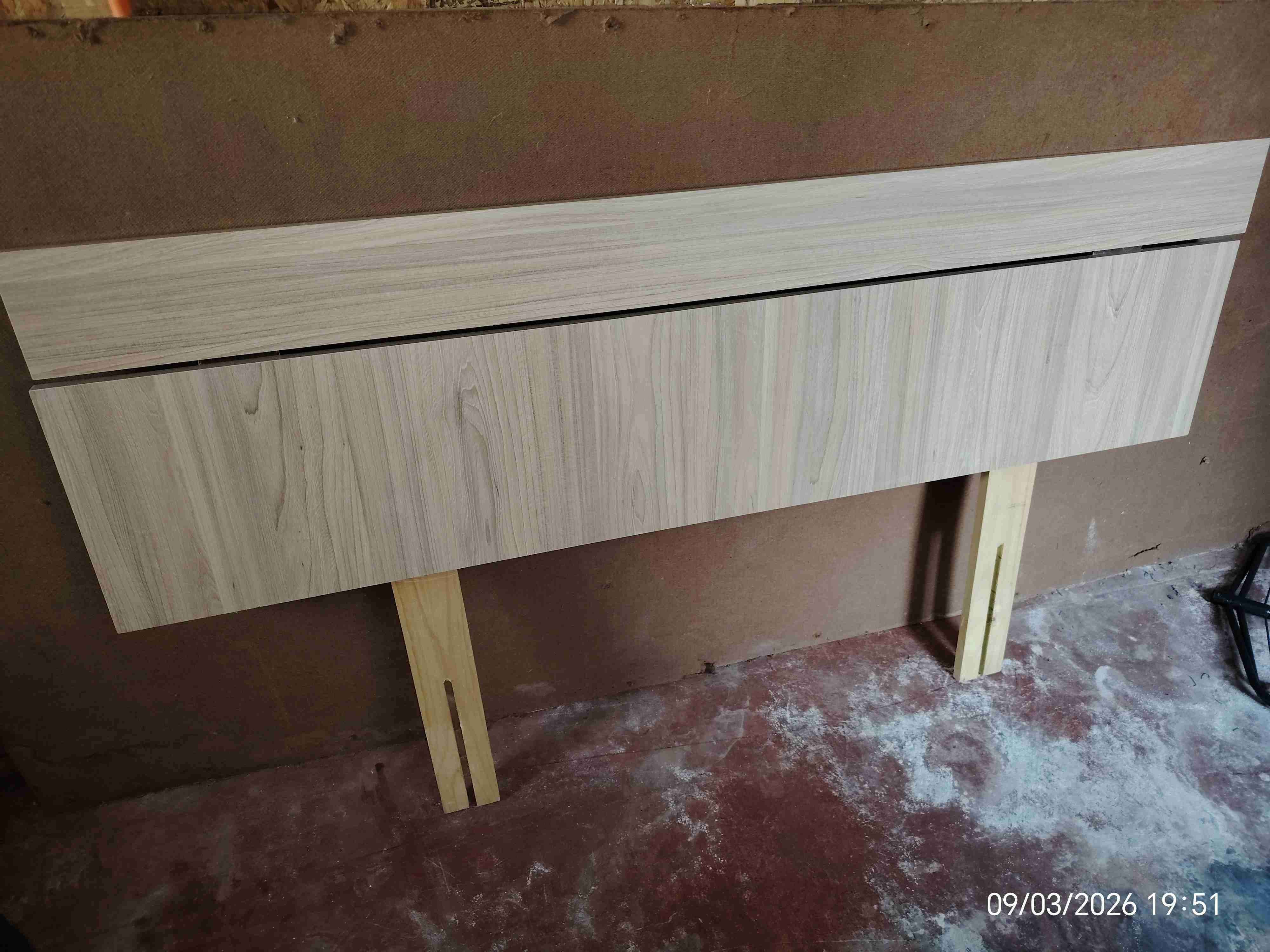 Cabecero de cama madera clara