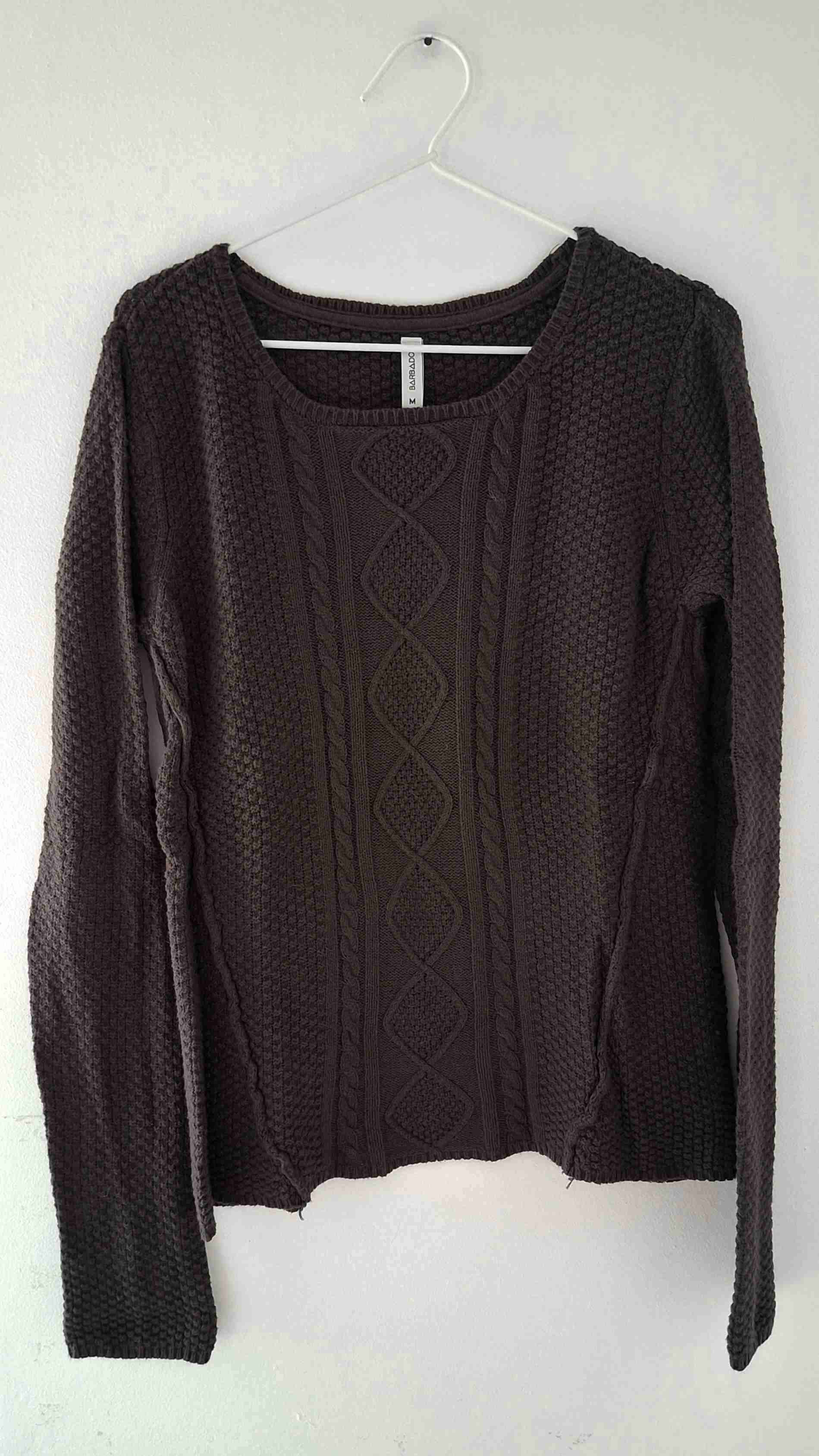 Suéter tejido gris oscuro - miniatura 2