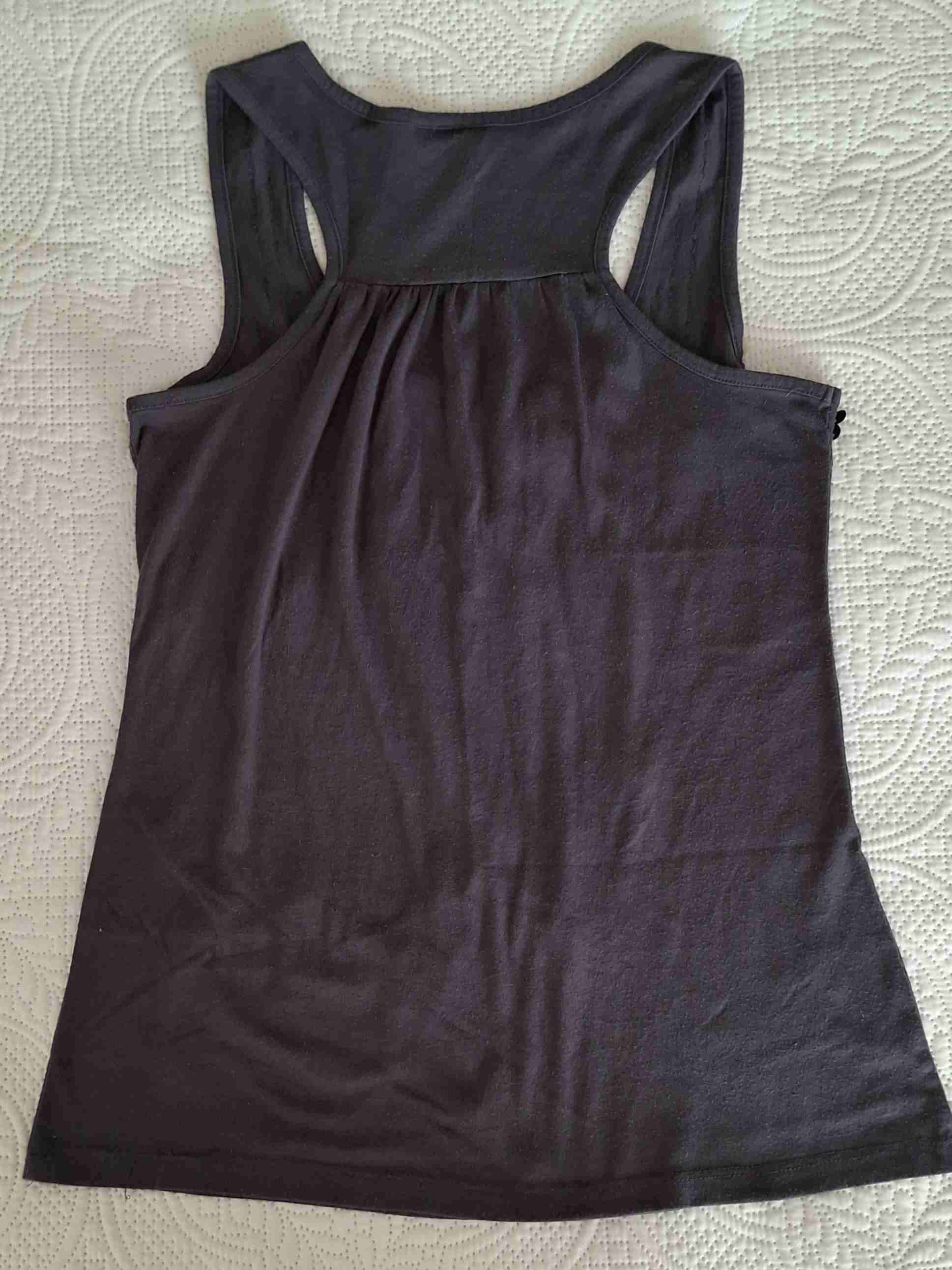 Polera sin mangas con lentejuelas - miniatura 2