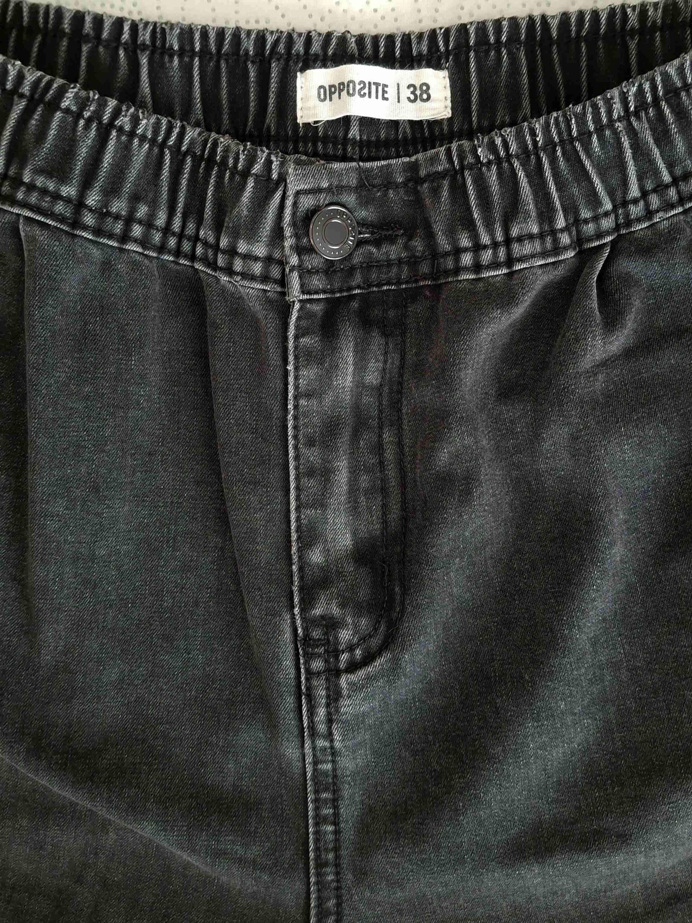 Short negro de mezclilla - miniatura 3