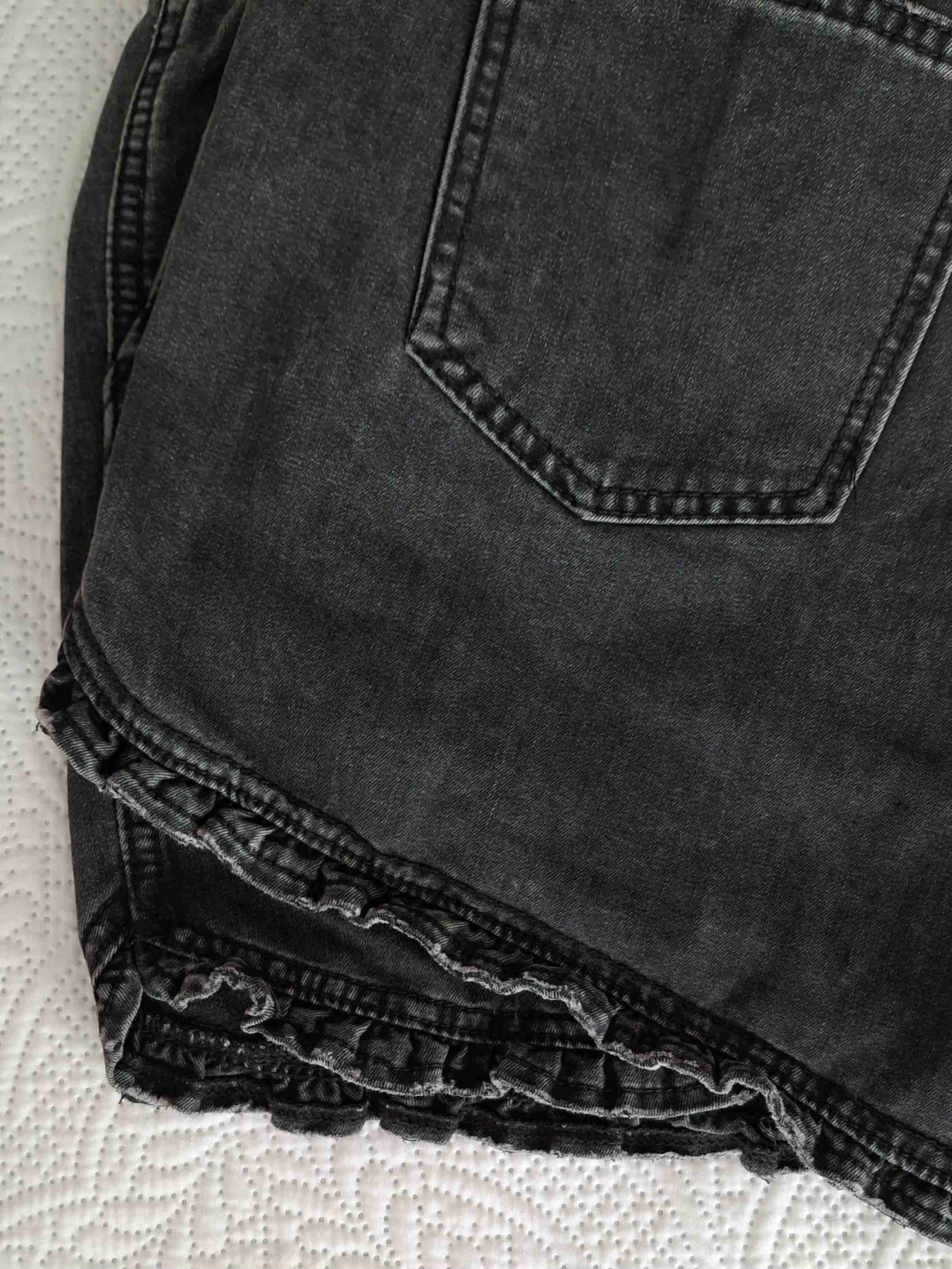 Short negro de mezclilla - miniatura 4