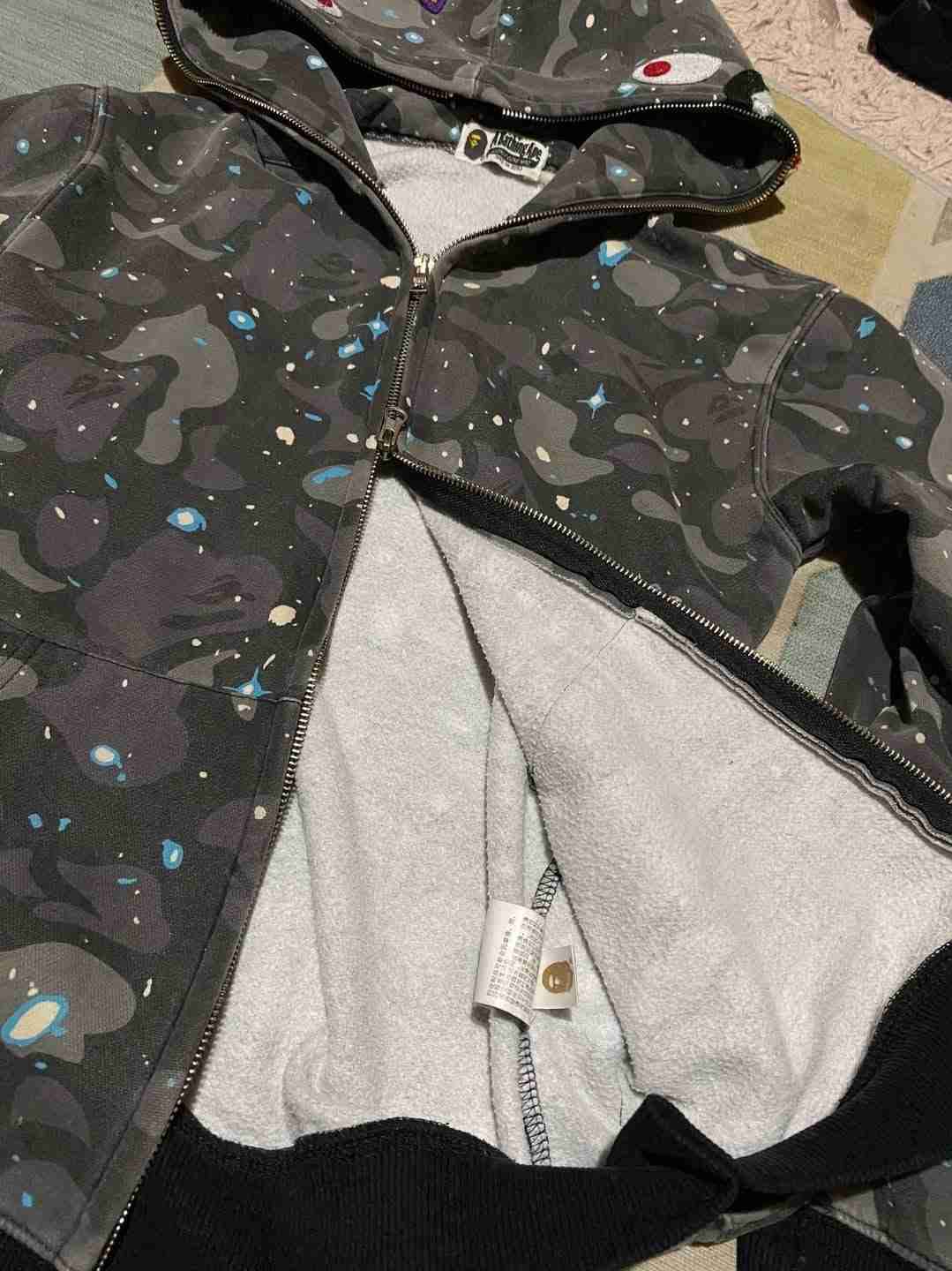 BAPE SHARK HOODIE - miniatura 2