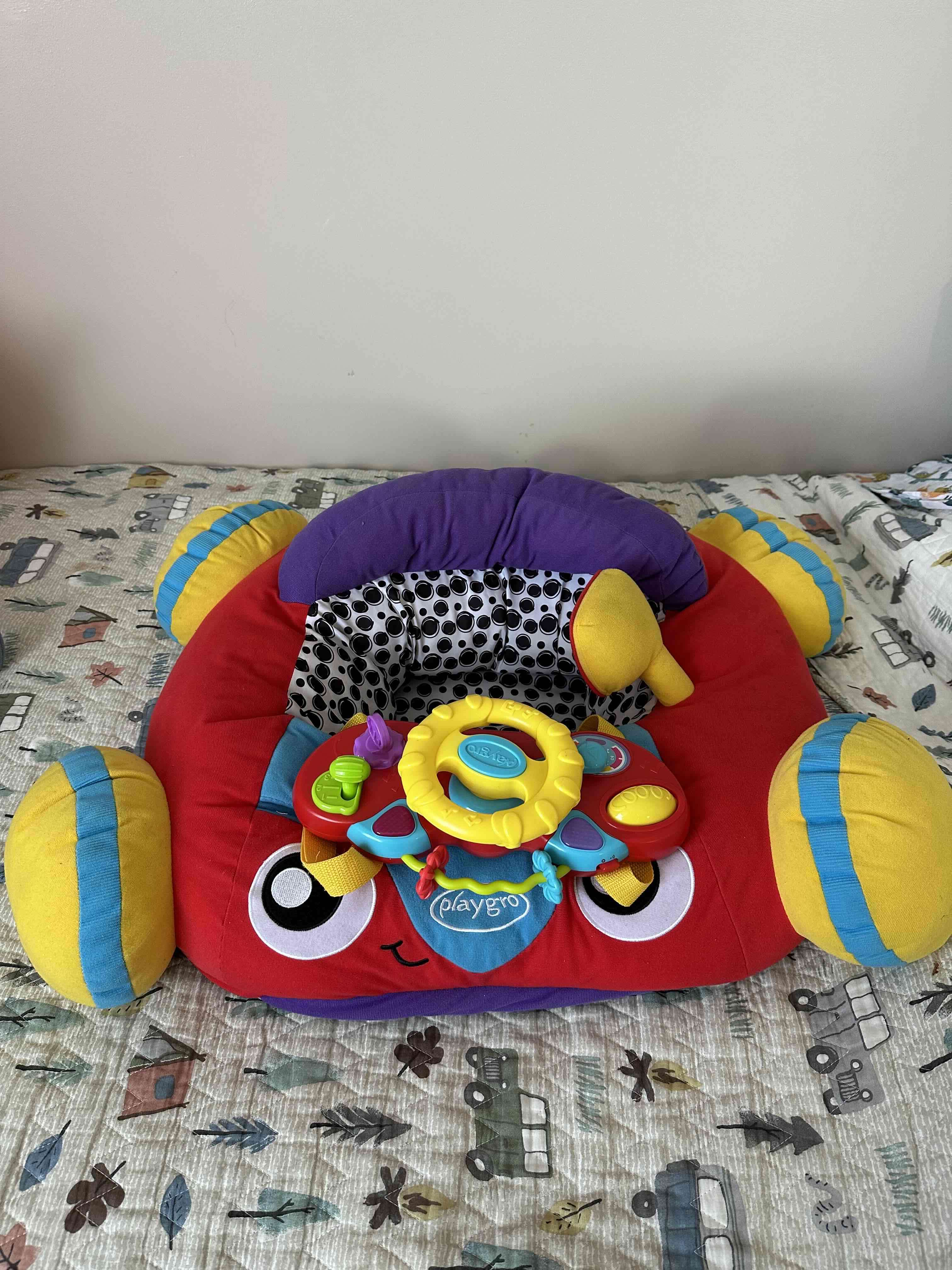Auto tipo silla de peluche para bebés