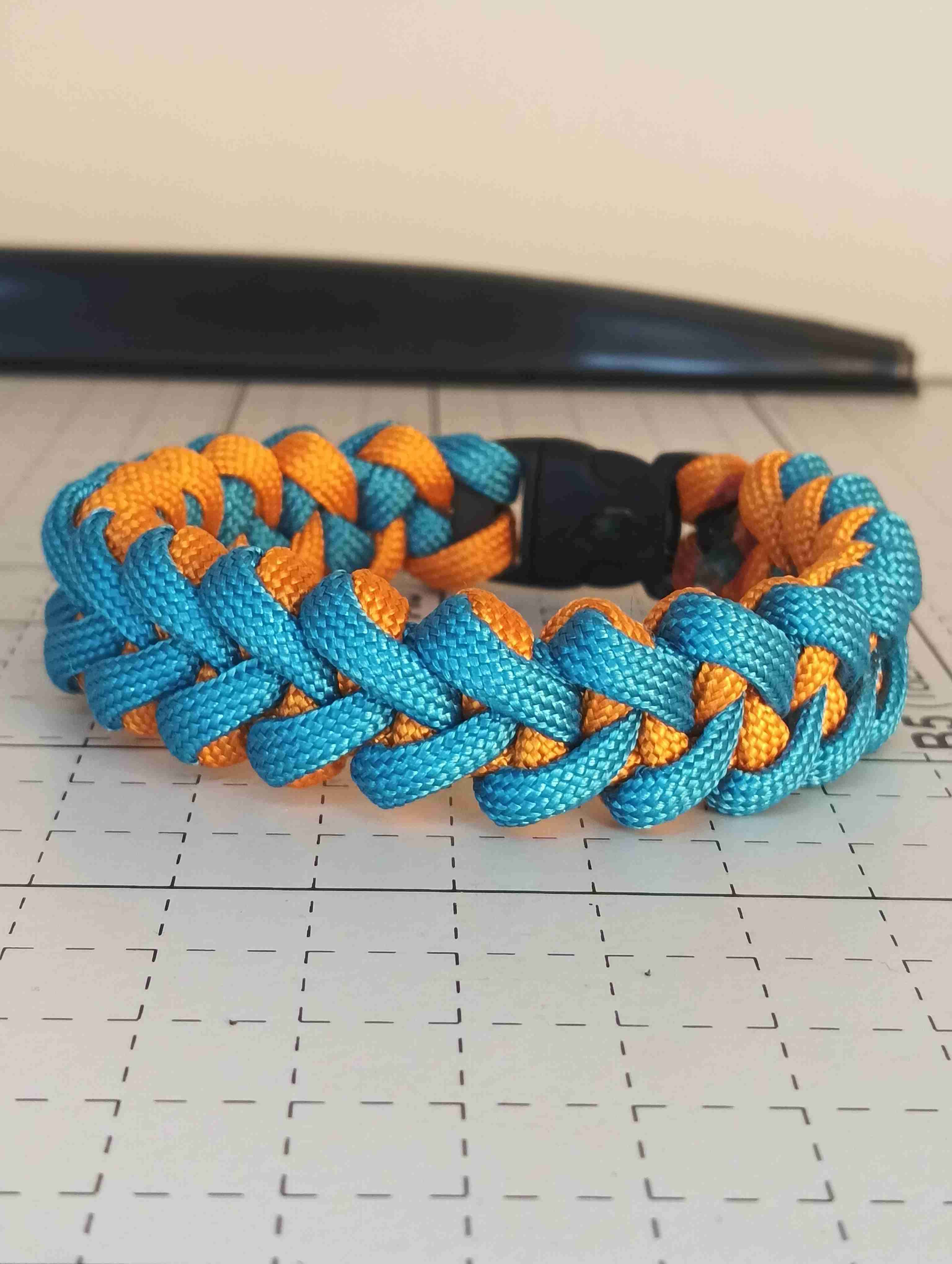 Pulseras de supervivencia coloridas - 6