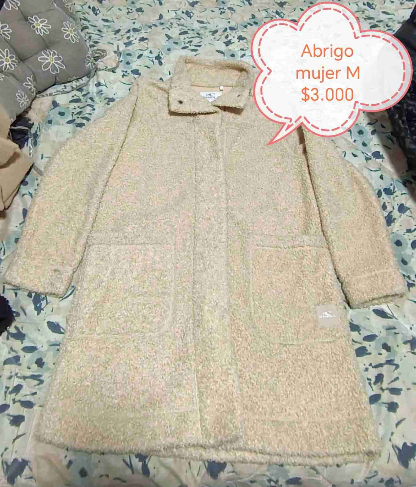 Abrigo beige mujer
