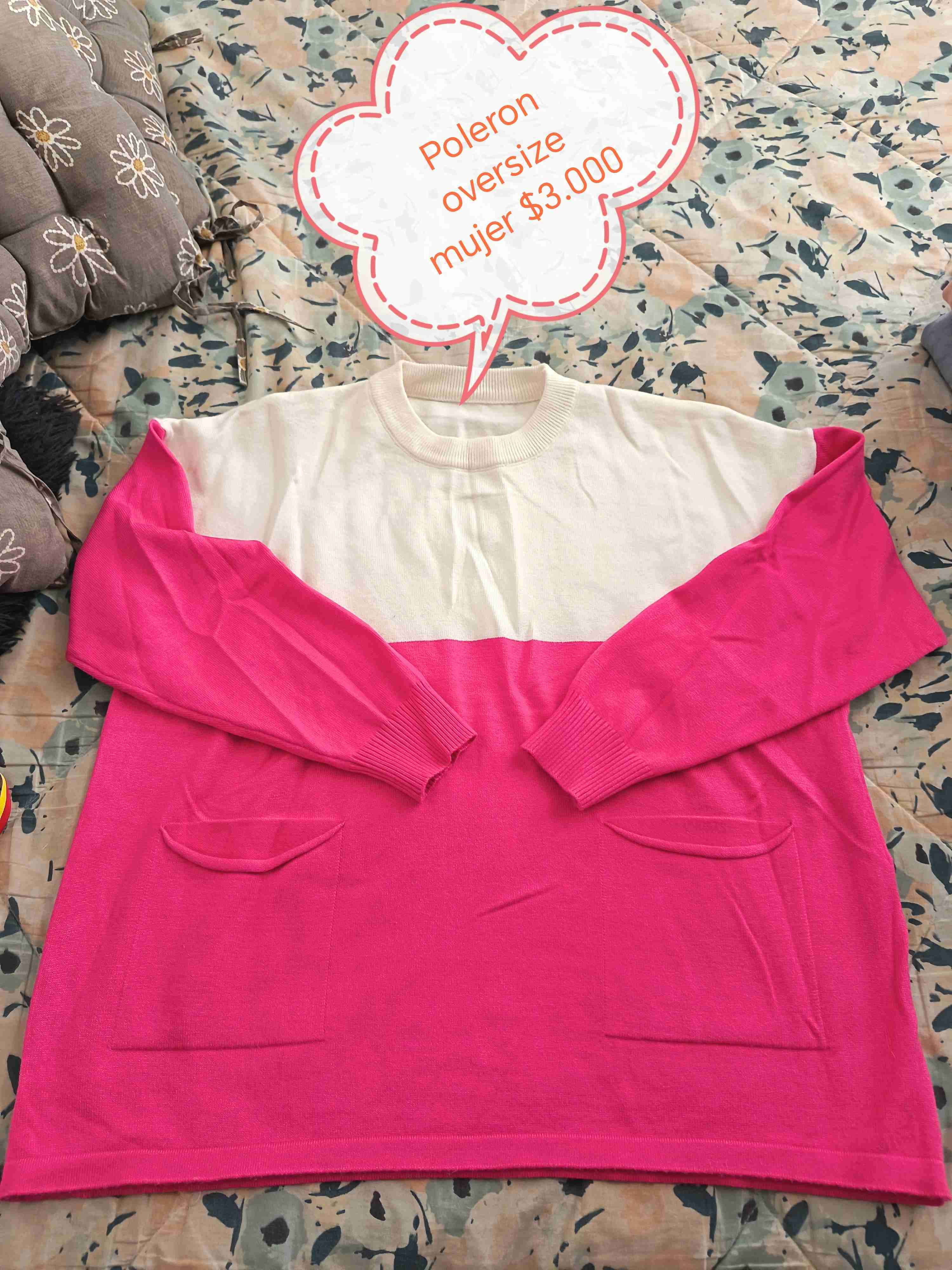 Polerón oversize rosa y blanco