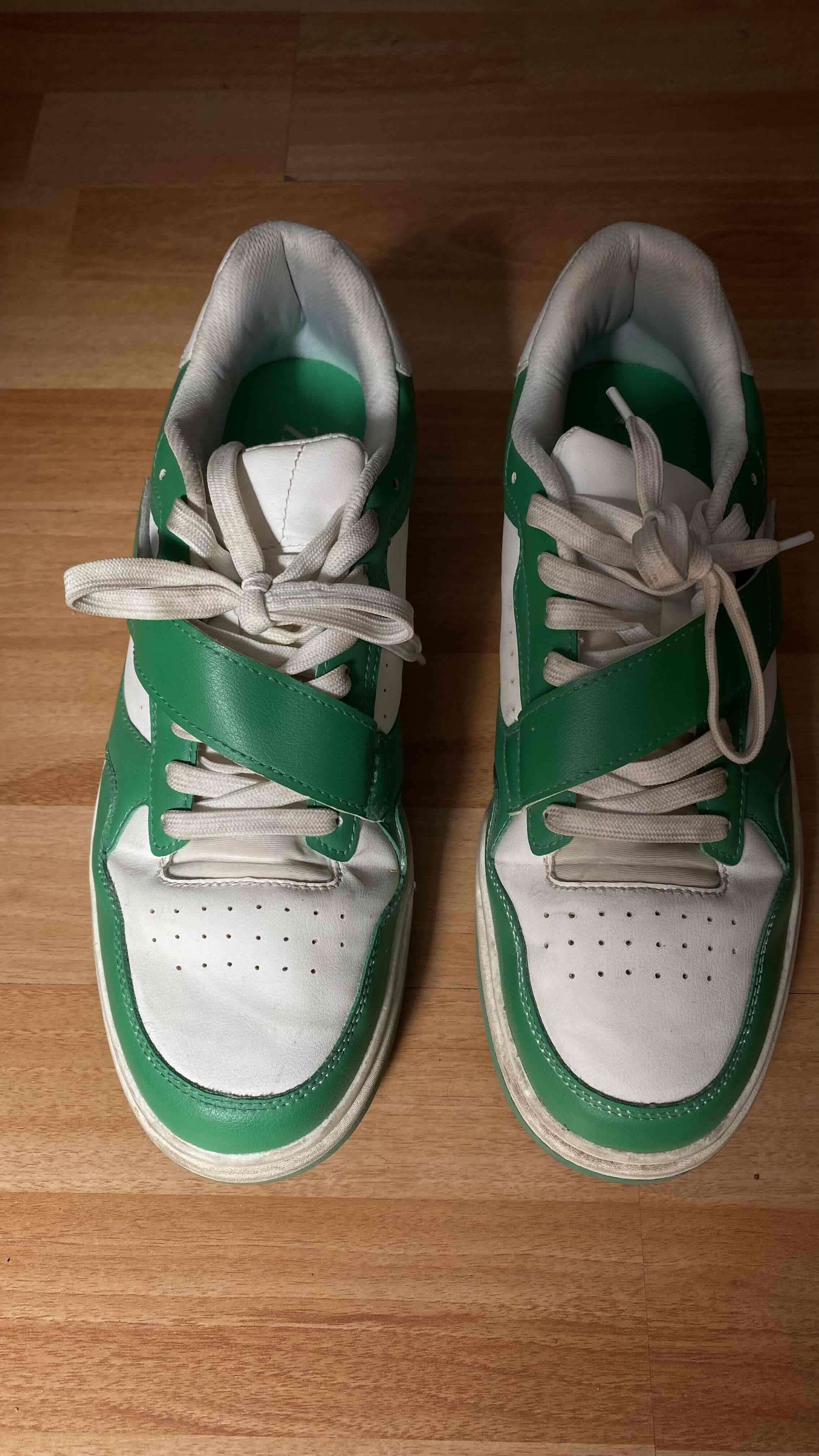 Zapatillas deportivas blancas y verdes - 3