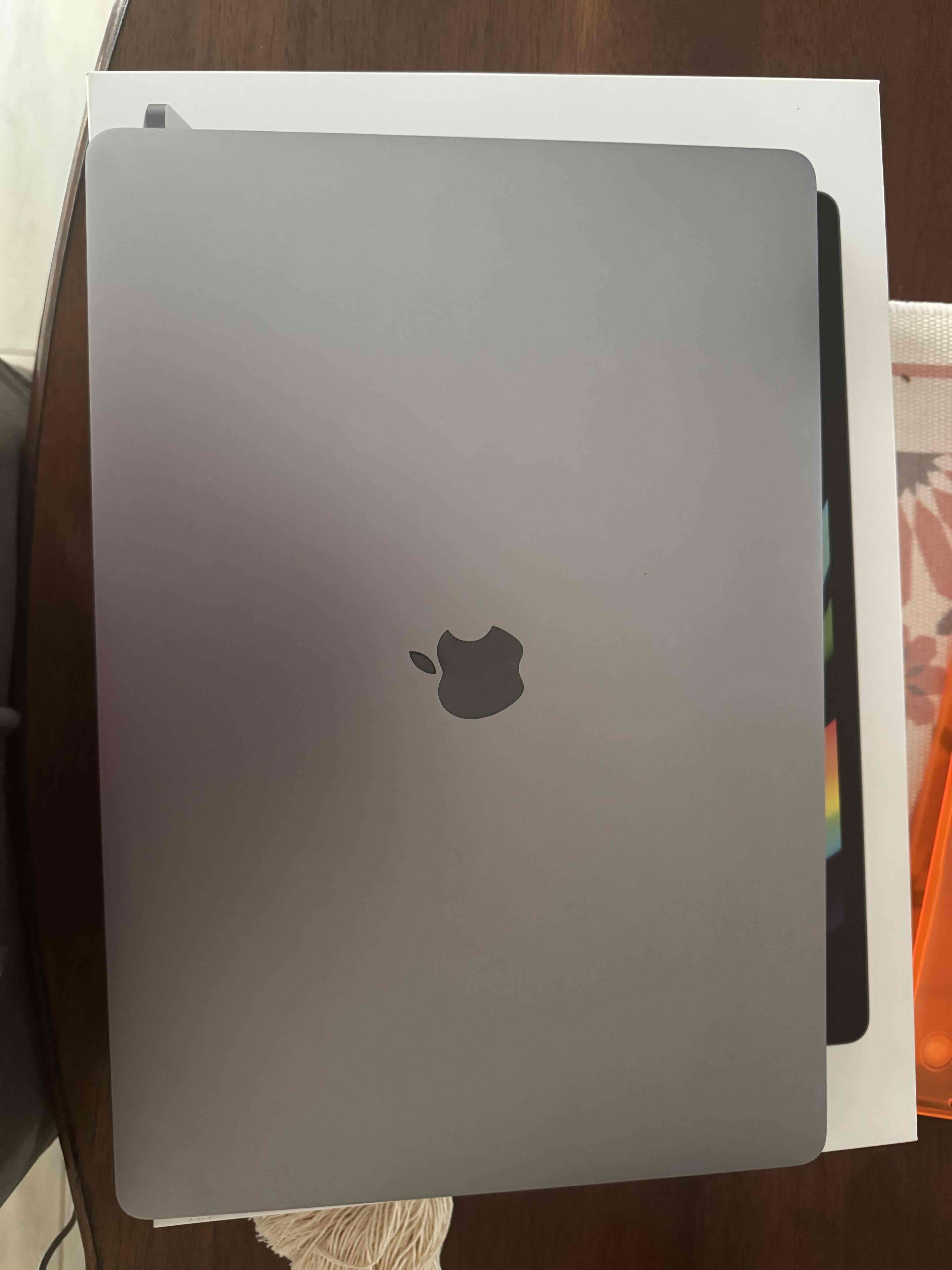 MacBook Pro 16 pulgadas - miniatura 2