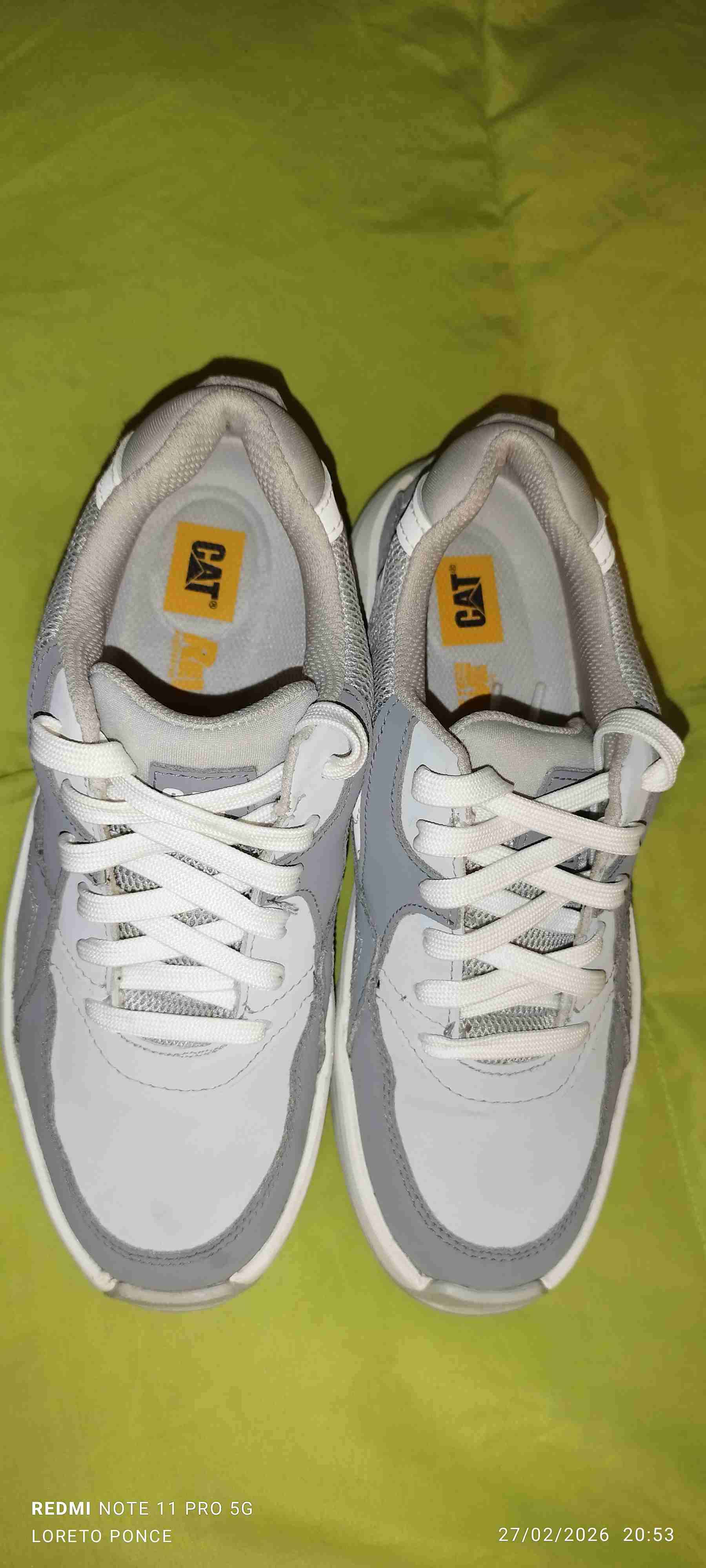 Zapatillas CAT blancas y grises - miniatura 6