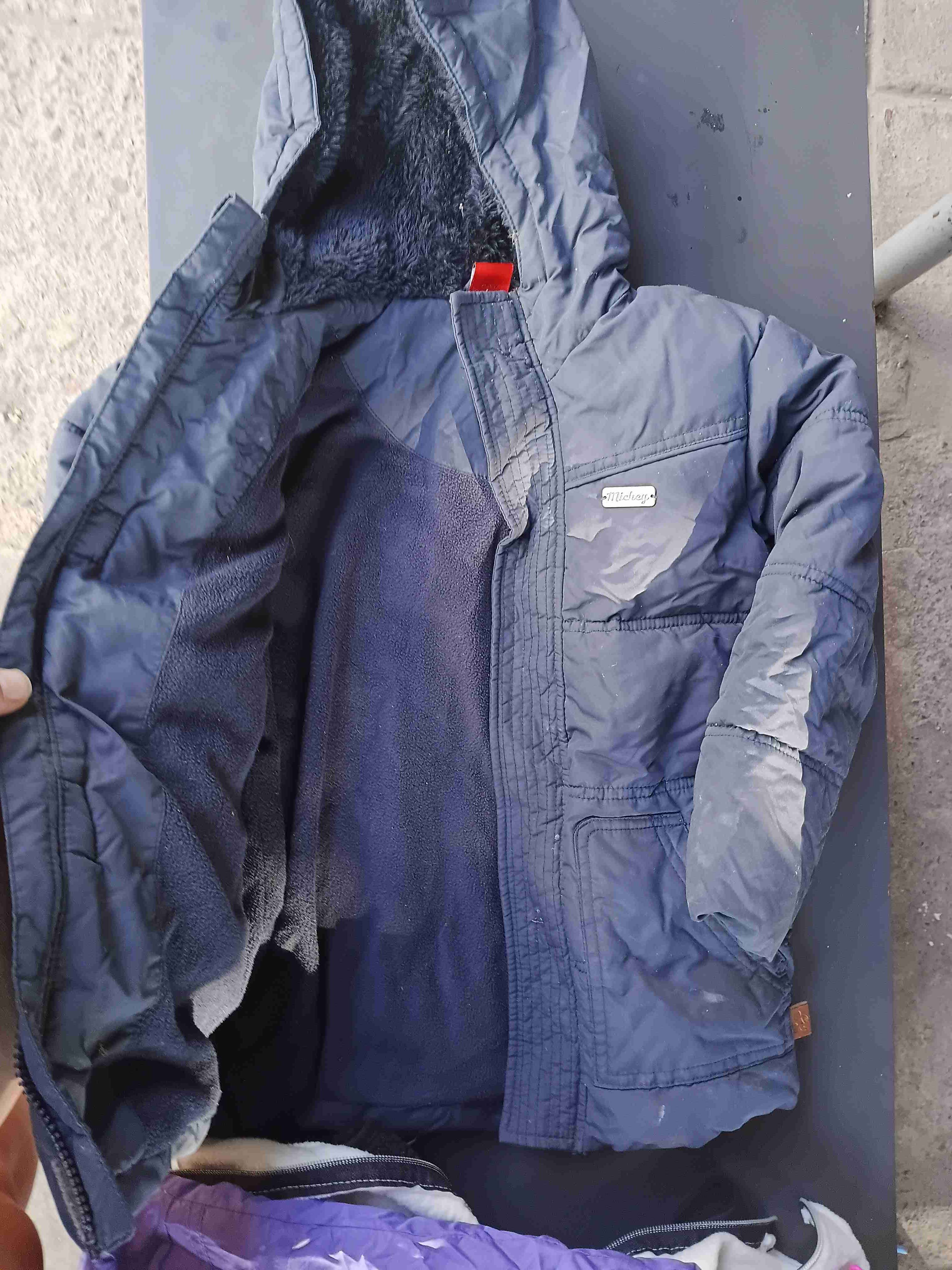 Chaqueta azul con forro interior talla 4 - miniatura 2