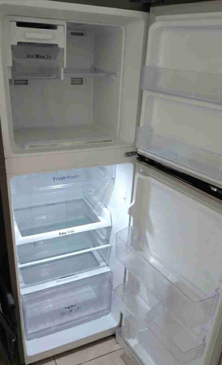 Refrigerador de dos puertas en buen estado