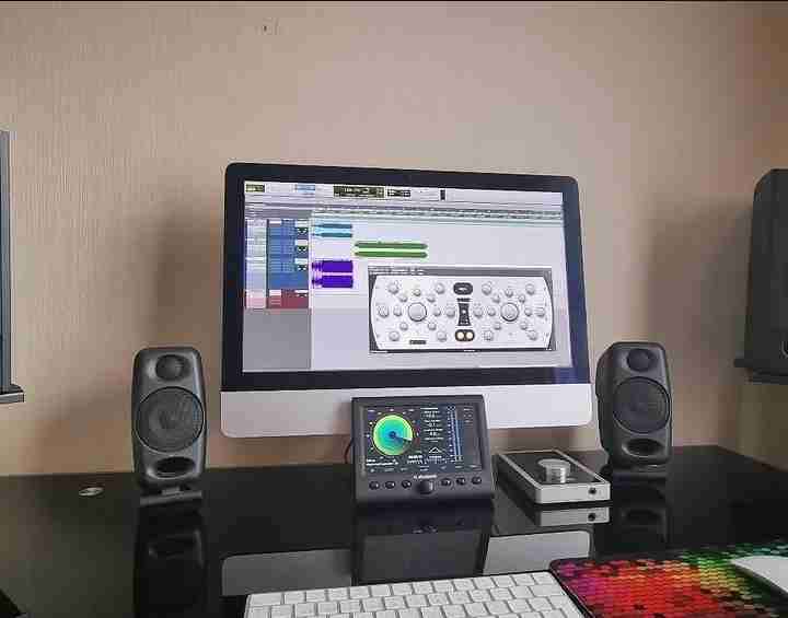 Imac 4k 21,5 pulgadas - miniatura 2