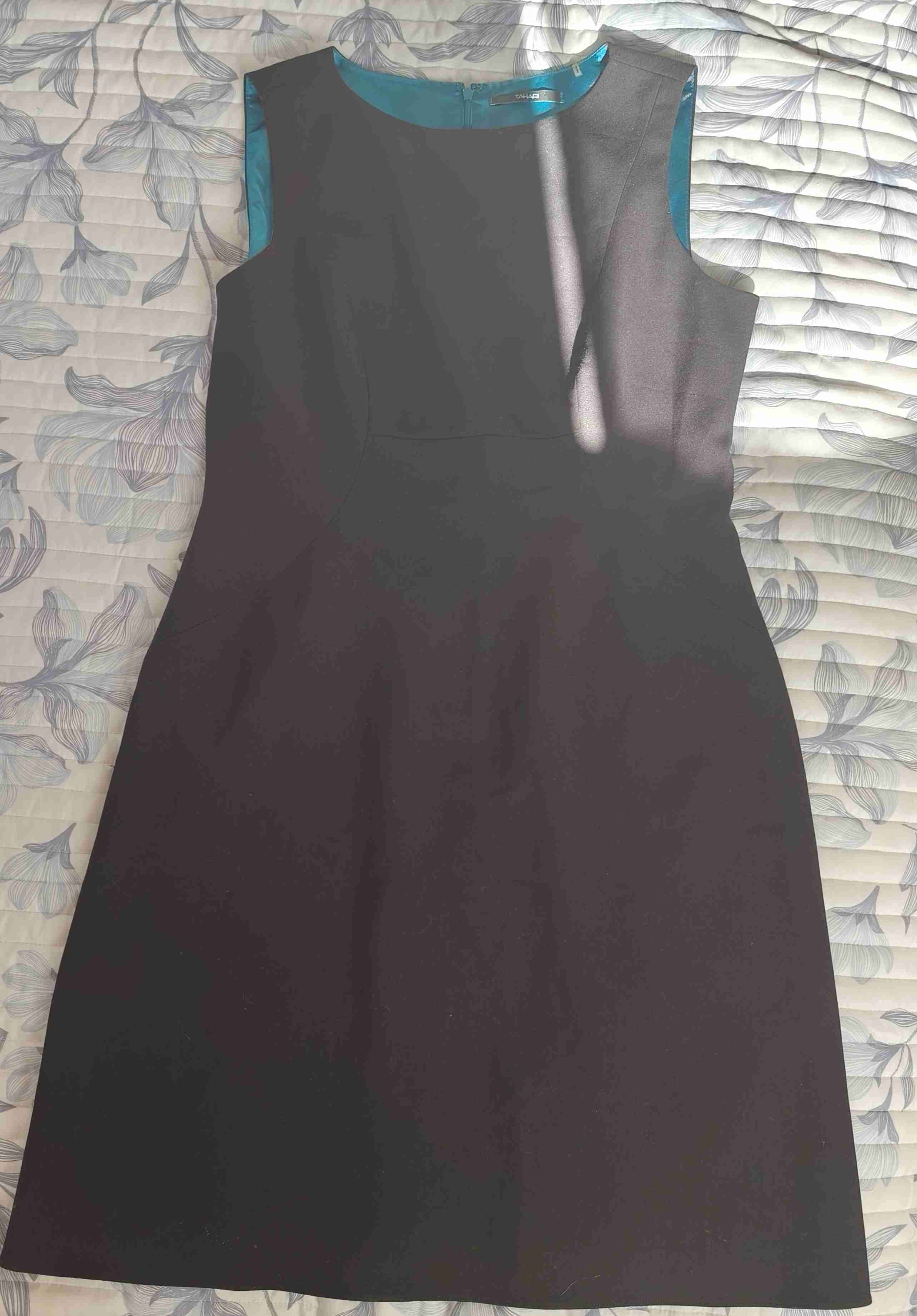 Vestido sin mangas negro