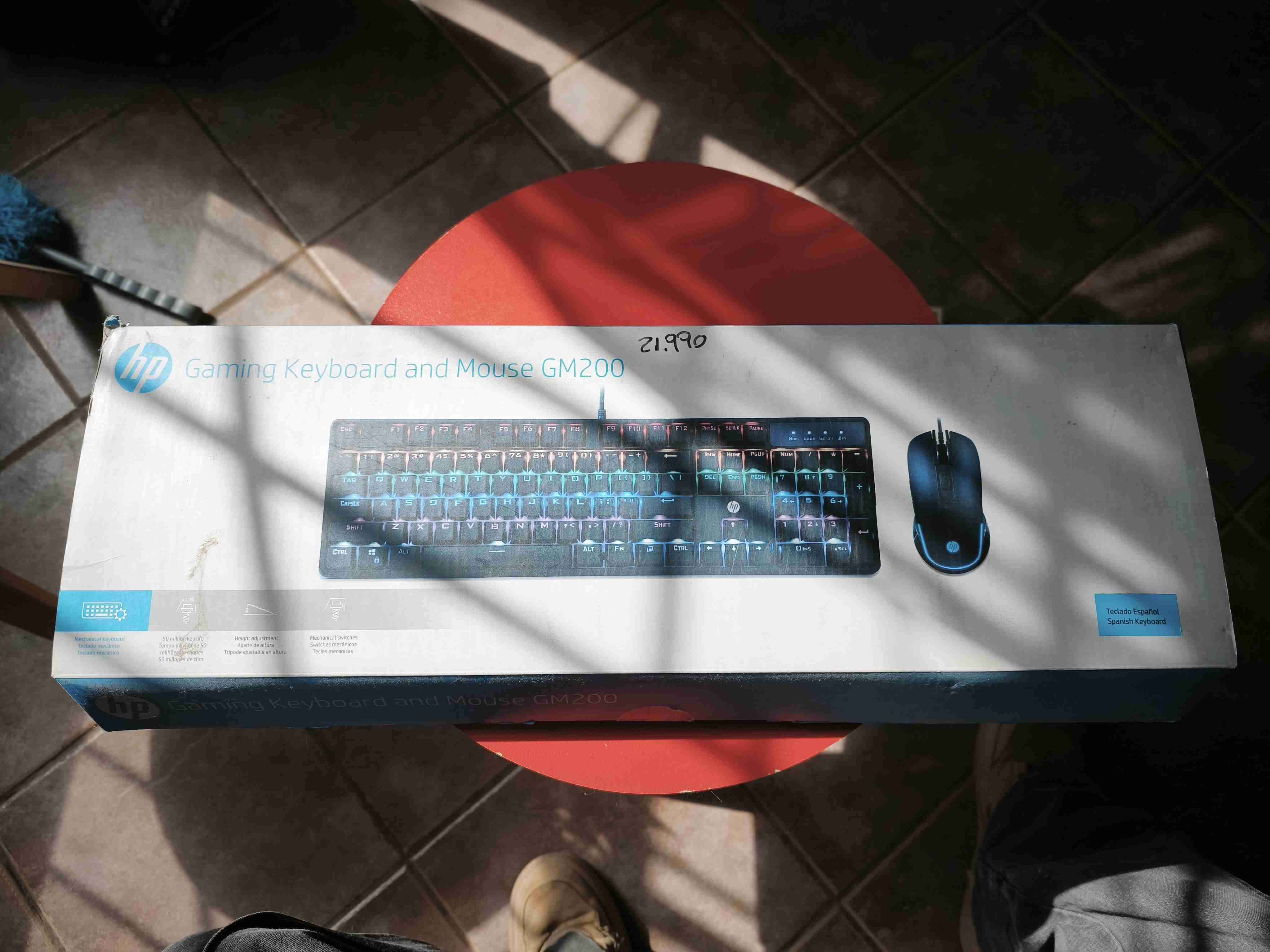 Teclado y mouse HP en caja - 2