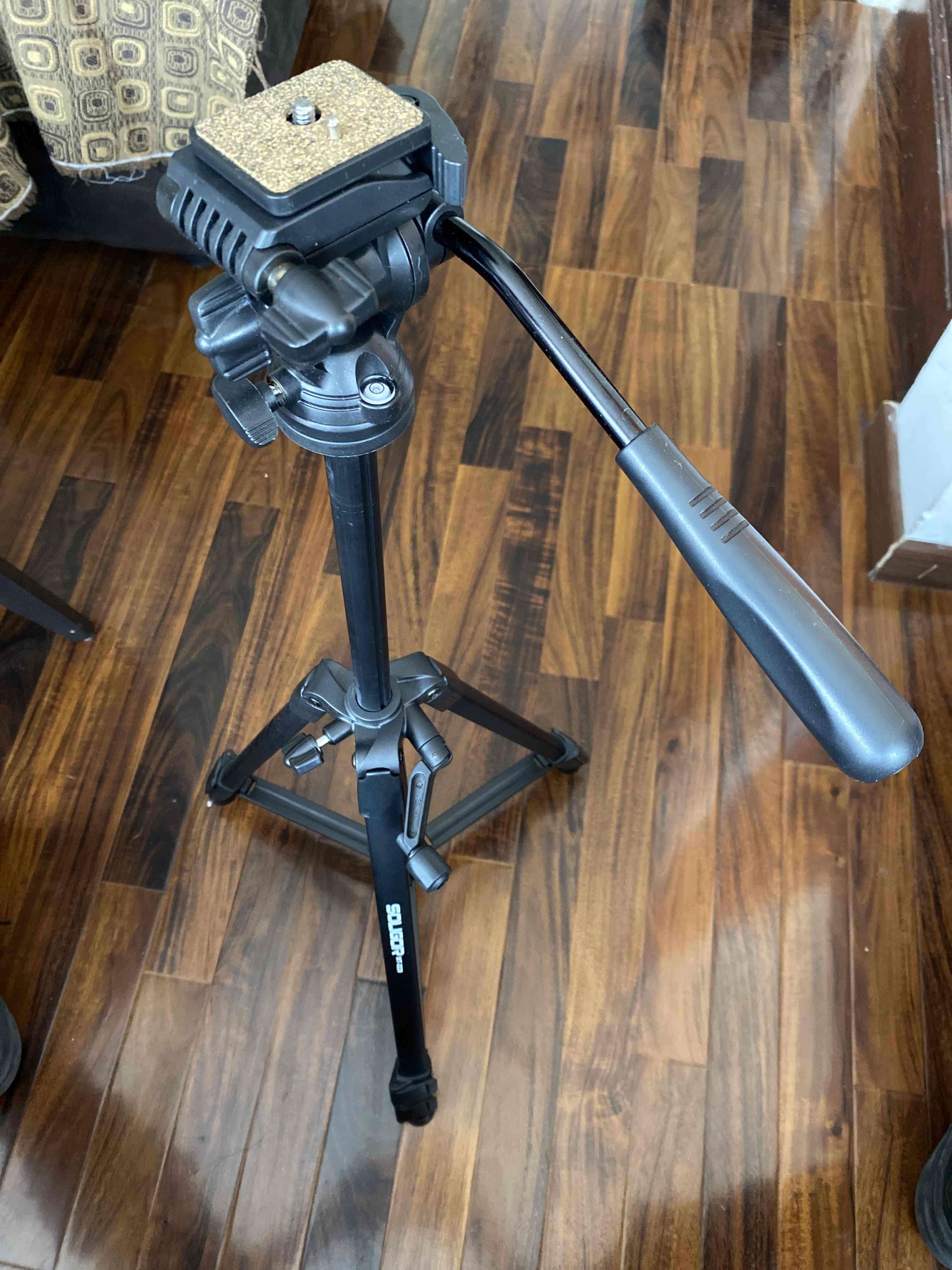 Trípode Soligor profesional - miniatura 2