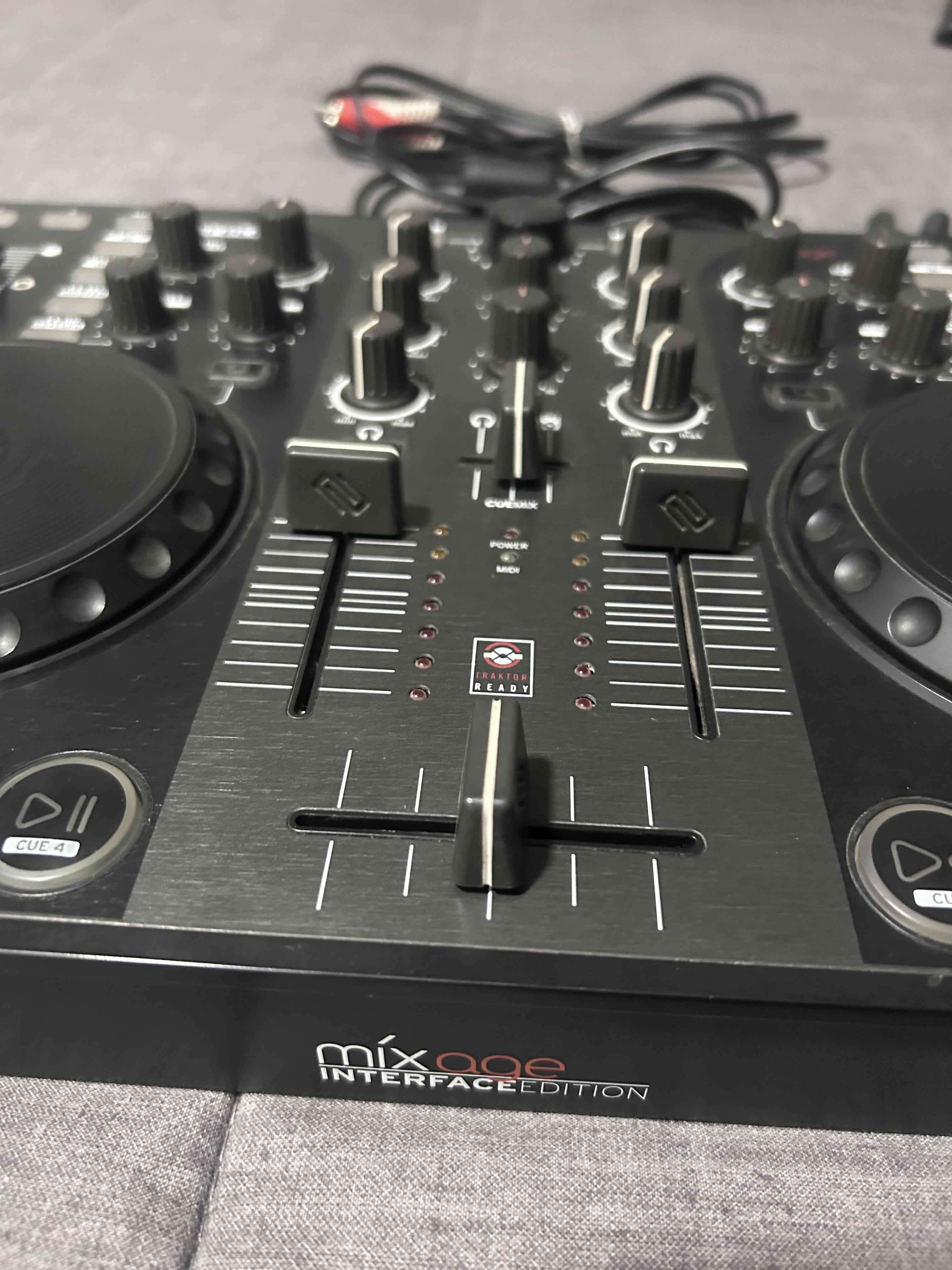 Controlador DJ Reloop Mixage negro - miniatura 6