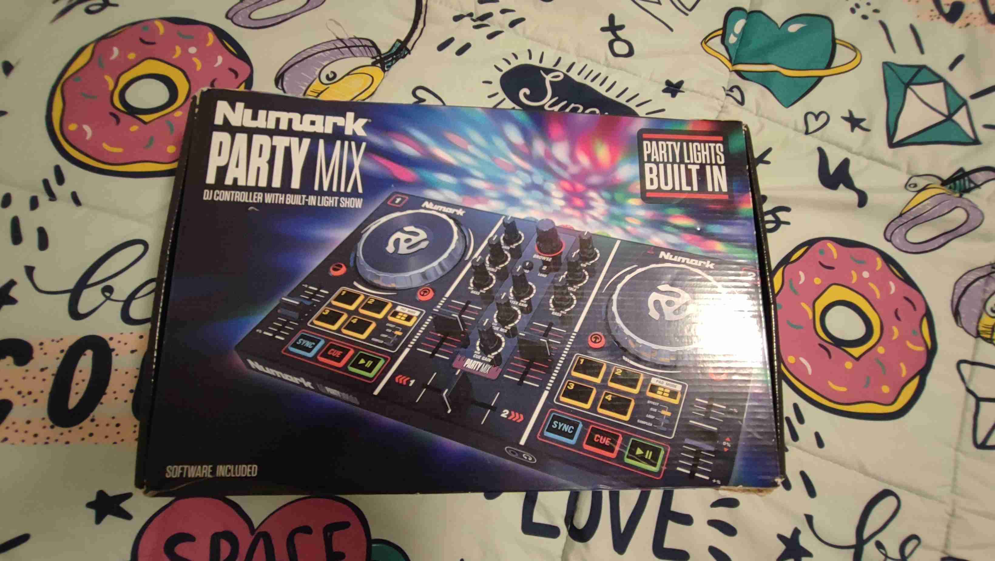 Controlador DJ Numark con software - 2