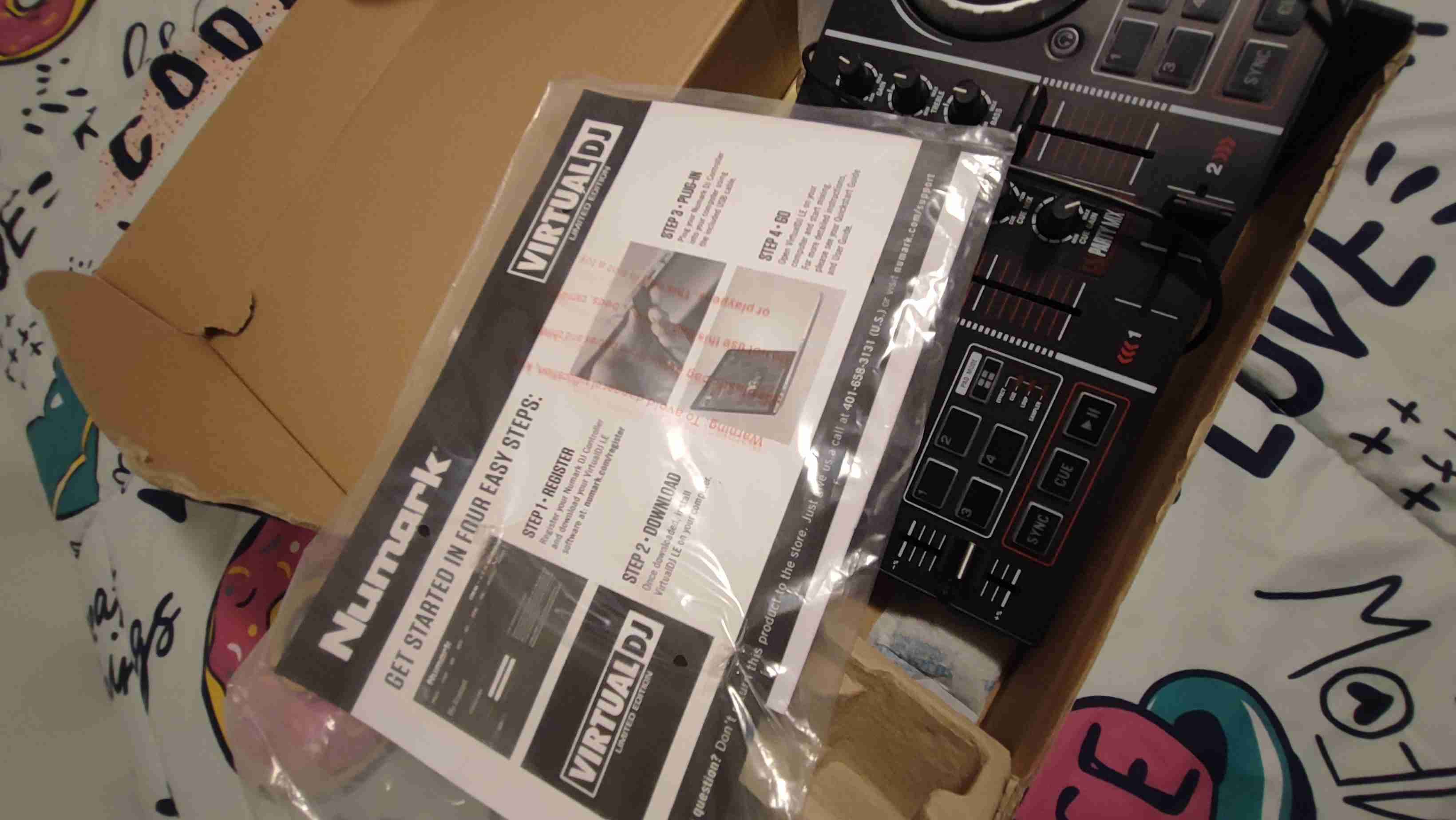 Controlador DJ Numark con software - 4