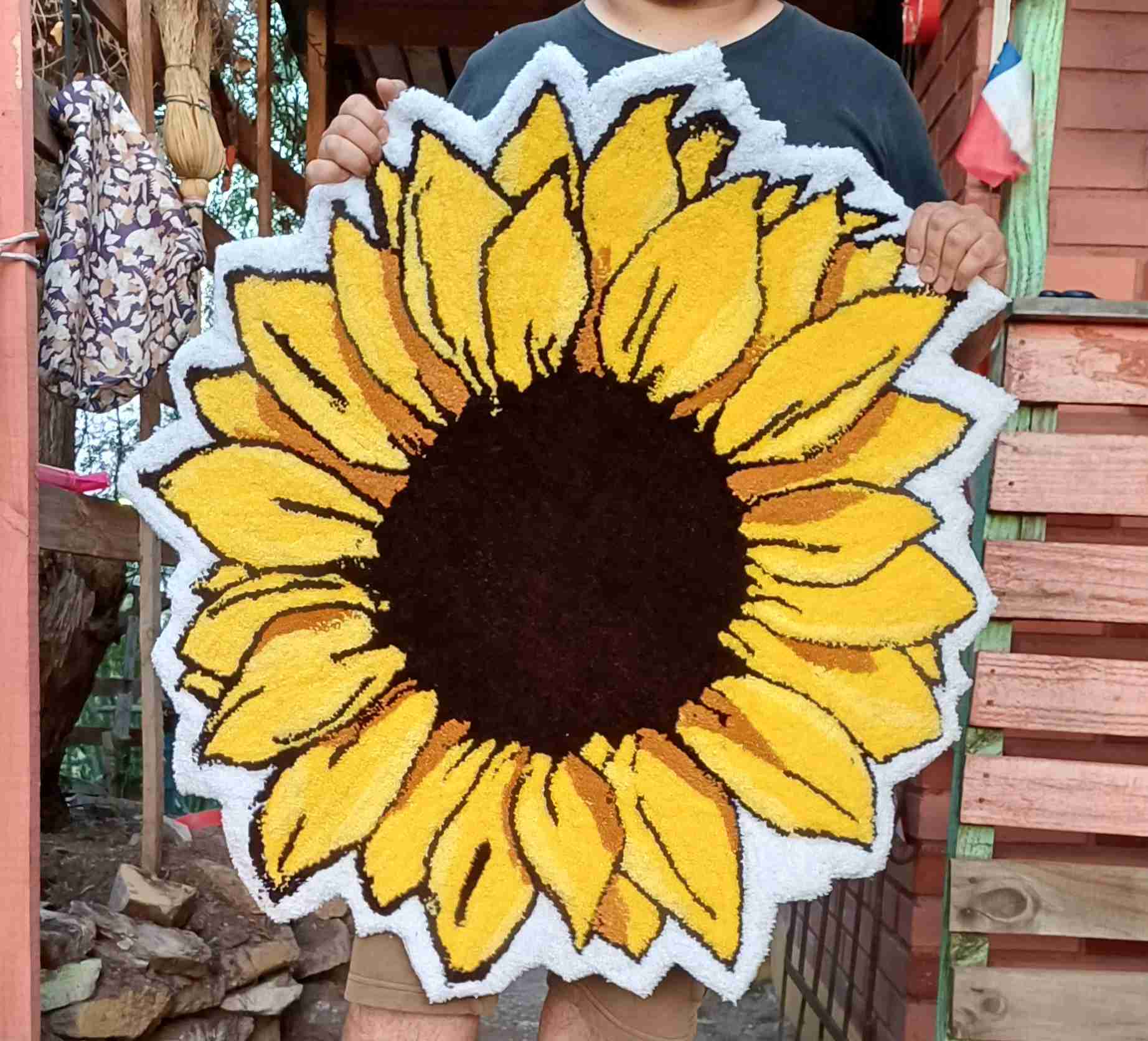 Alfombra girasol artesanal