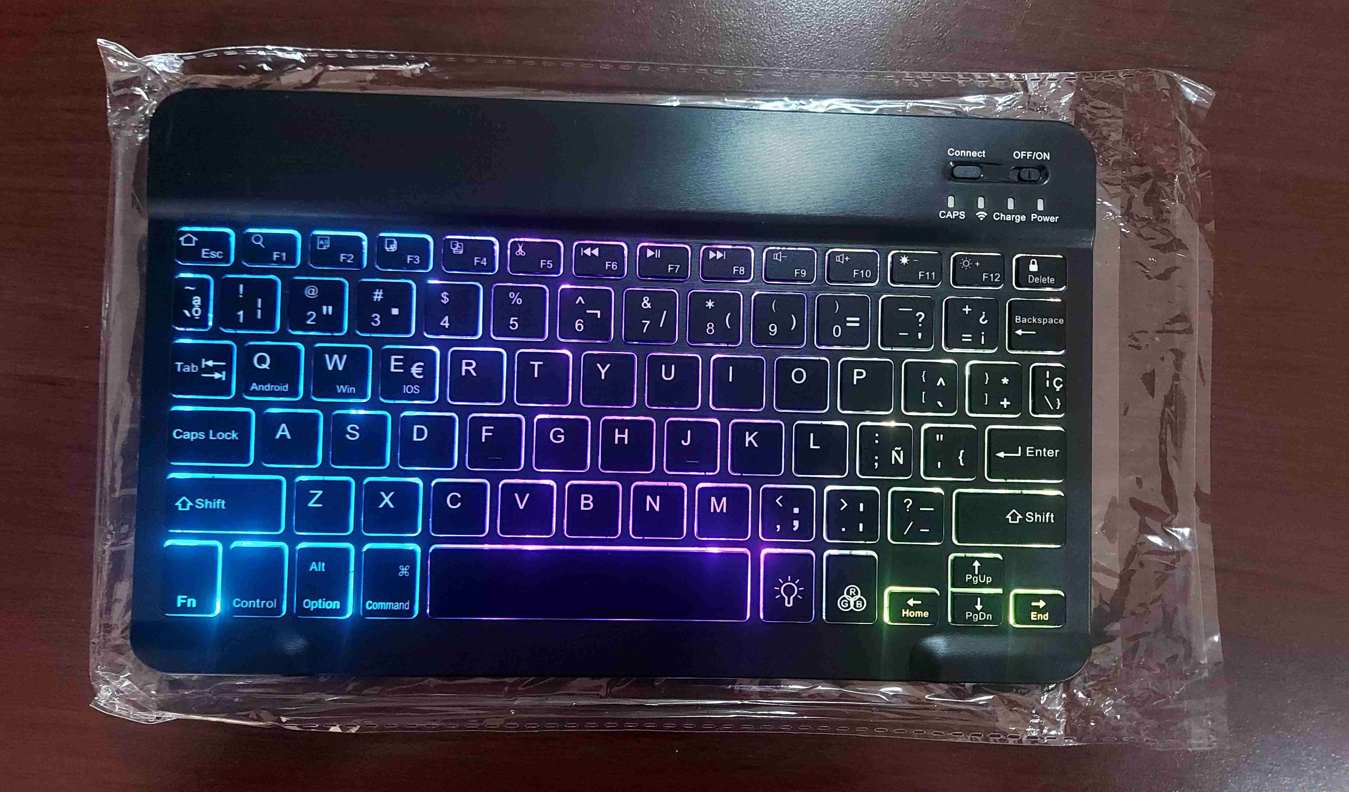 Teclado retroiluminado Bluetooth - miniatura 3