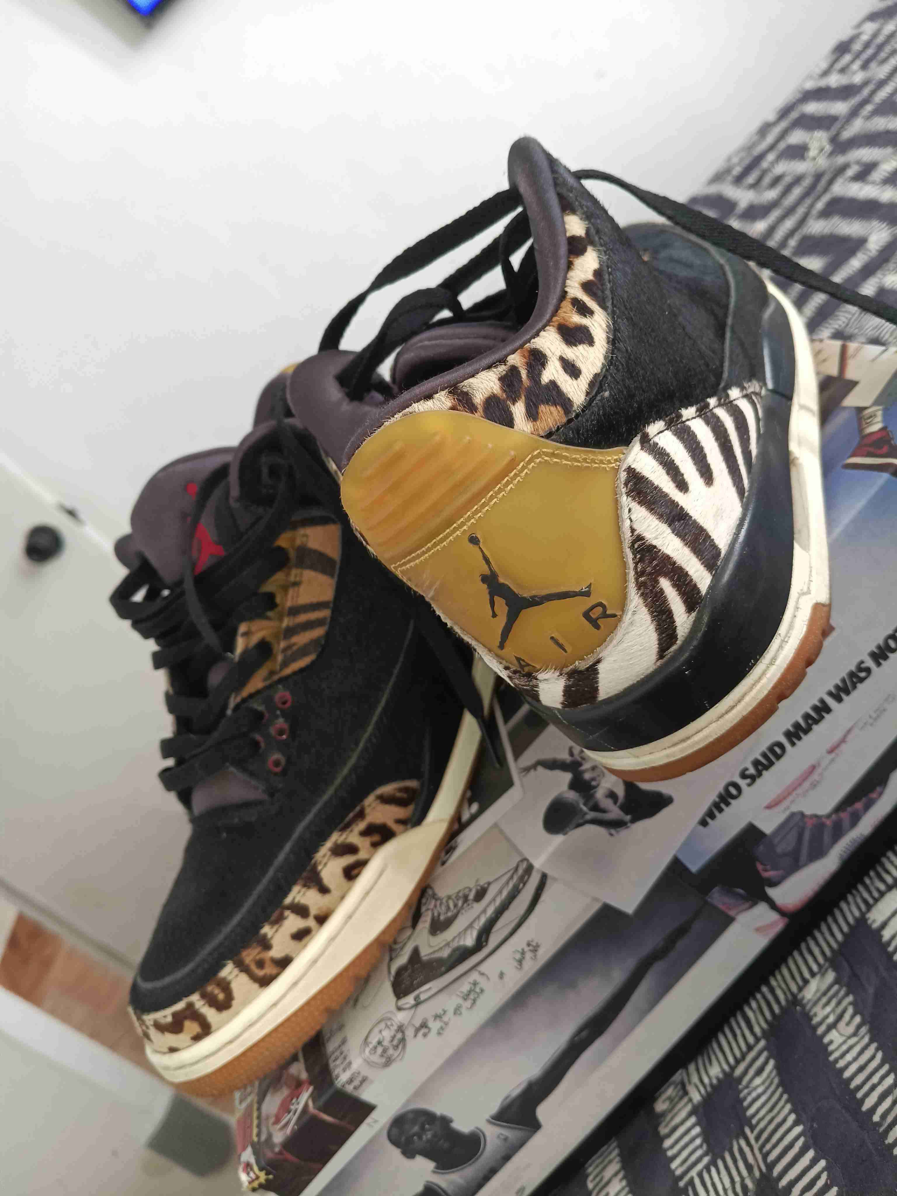 Jordan retro 3 animal instic talla 10.5 o 44.5 - miniatura 4