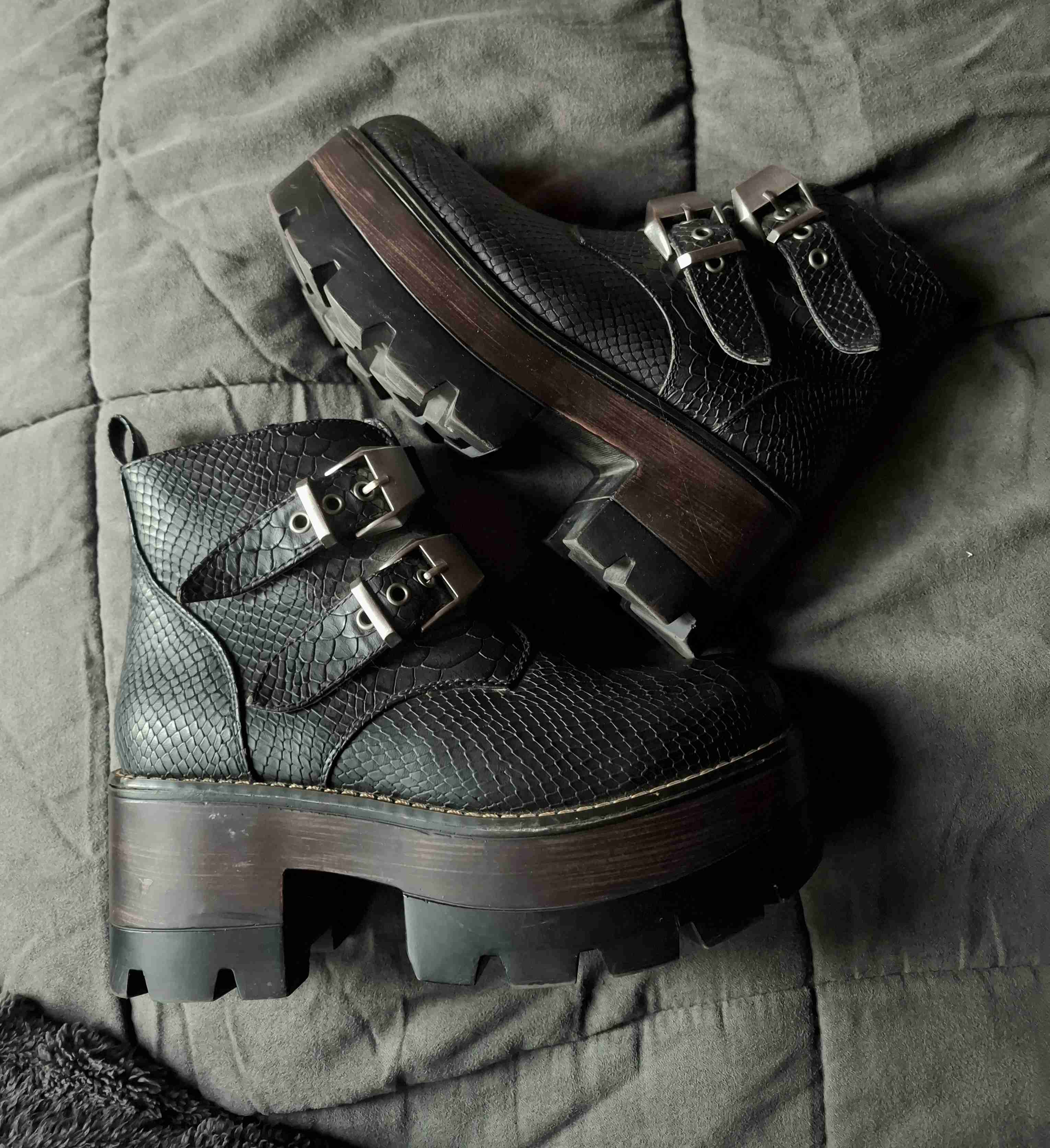 Botas y botines - miniatura 2