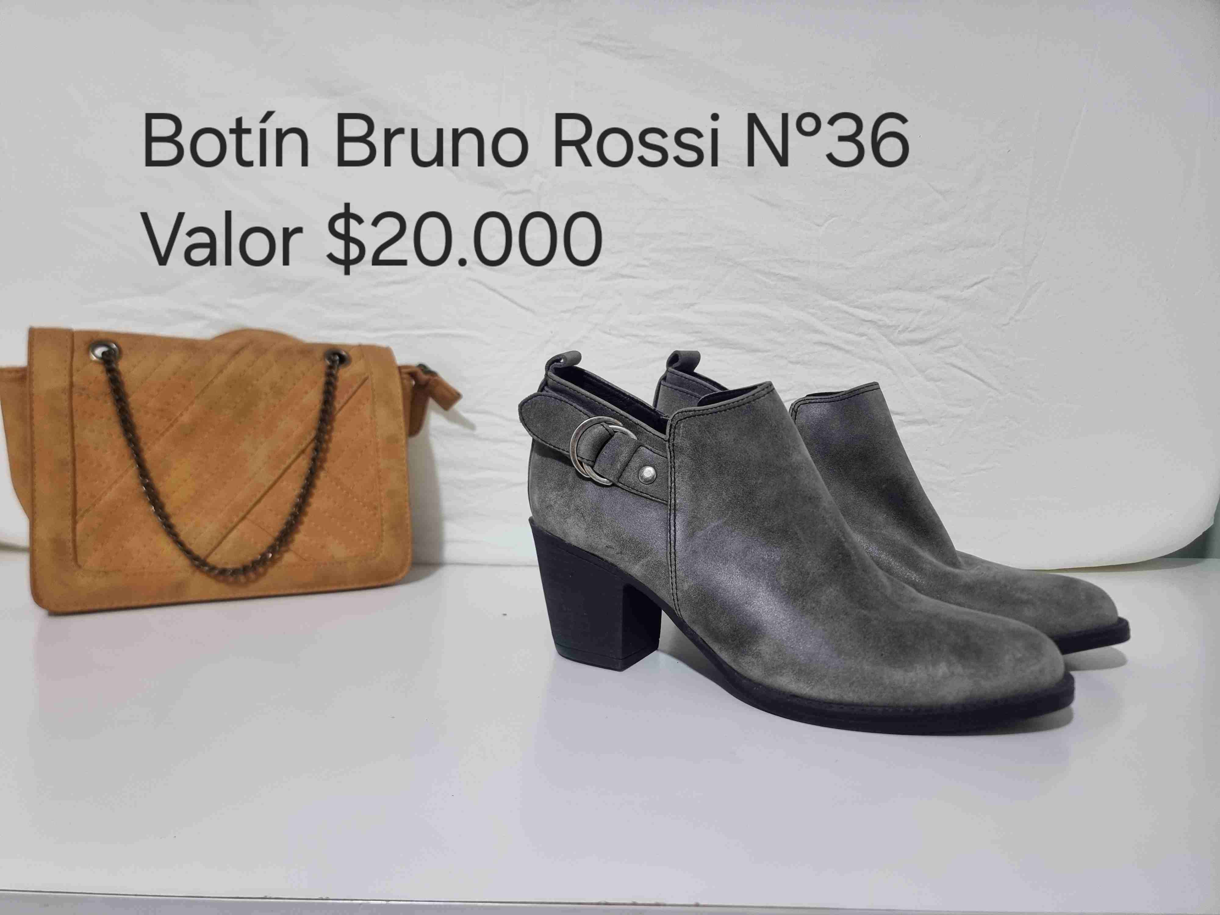 Botines negros con tachas - miniatura 5