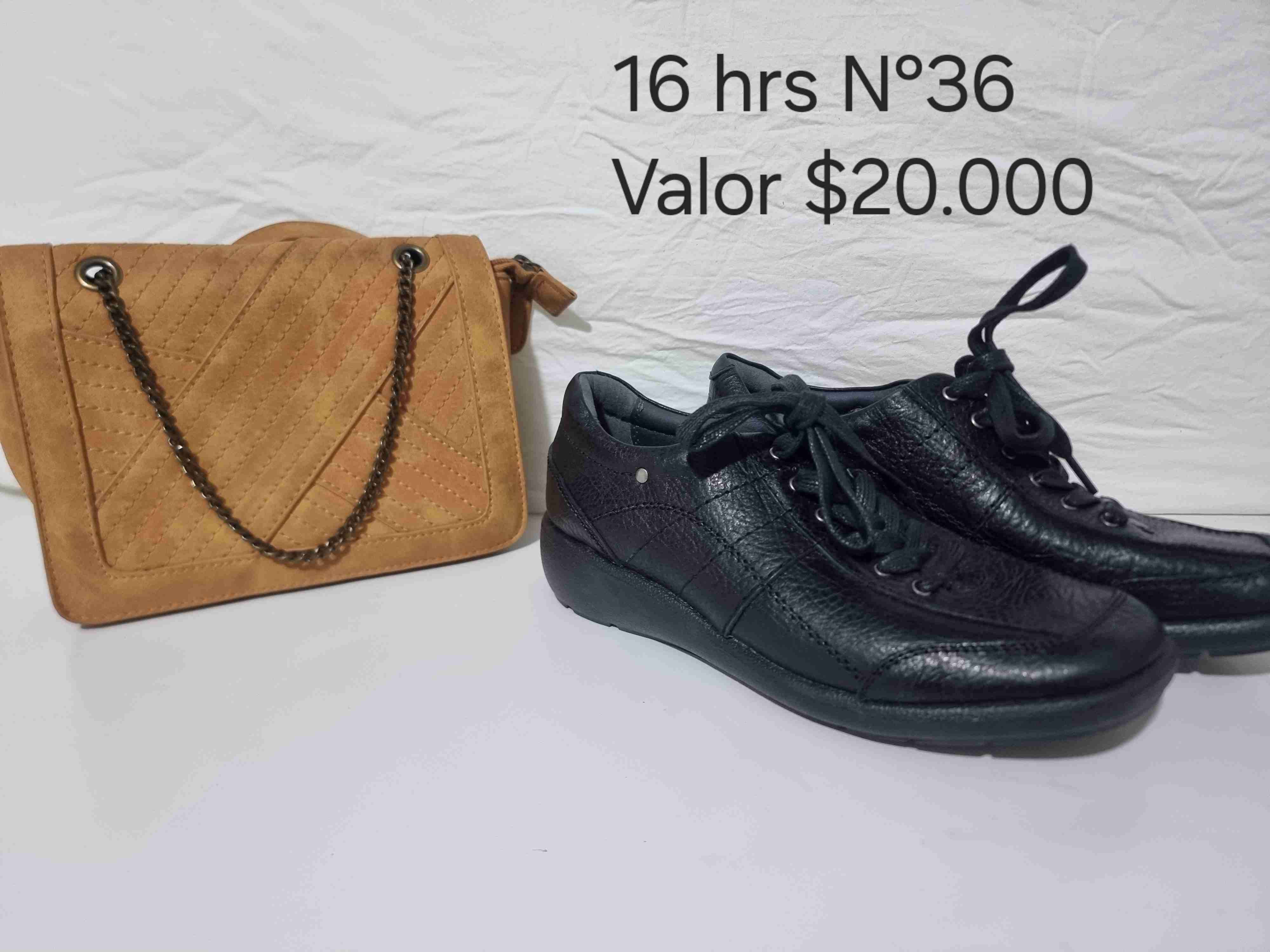 Botín Pollini negro con tachas - miniatura 6