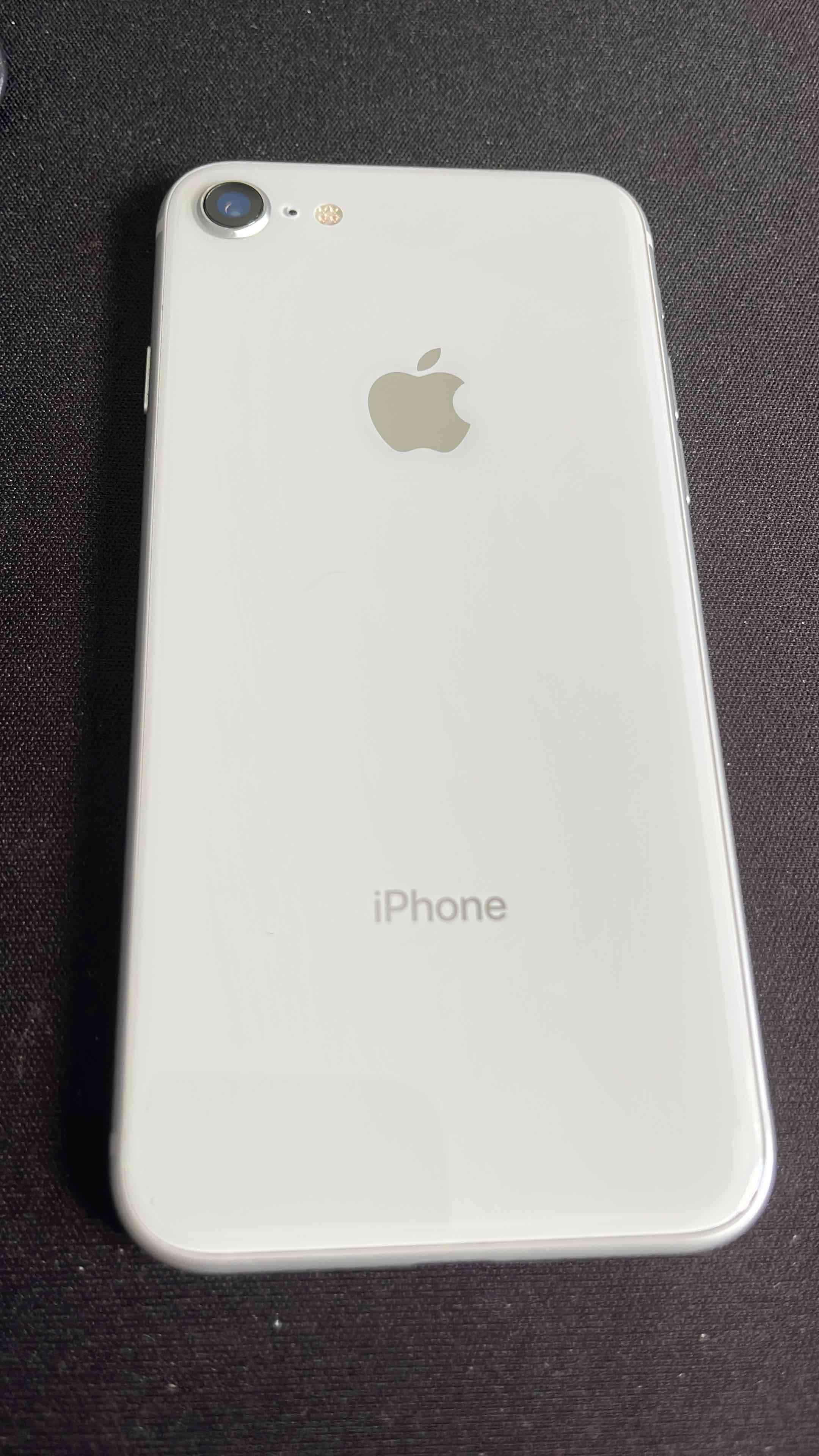 iPhone 8, Blanco en buen estado - miniatura 2