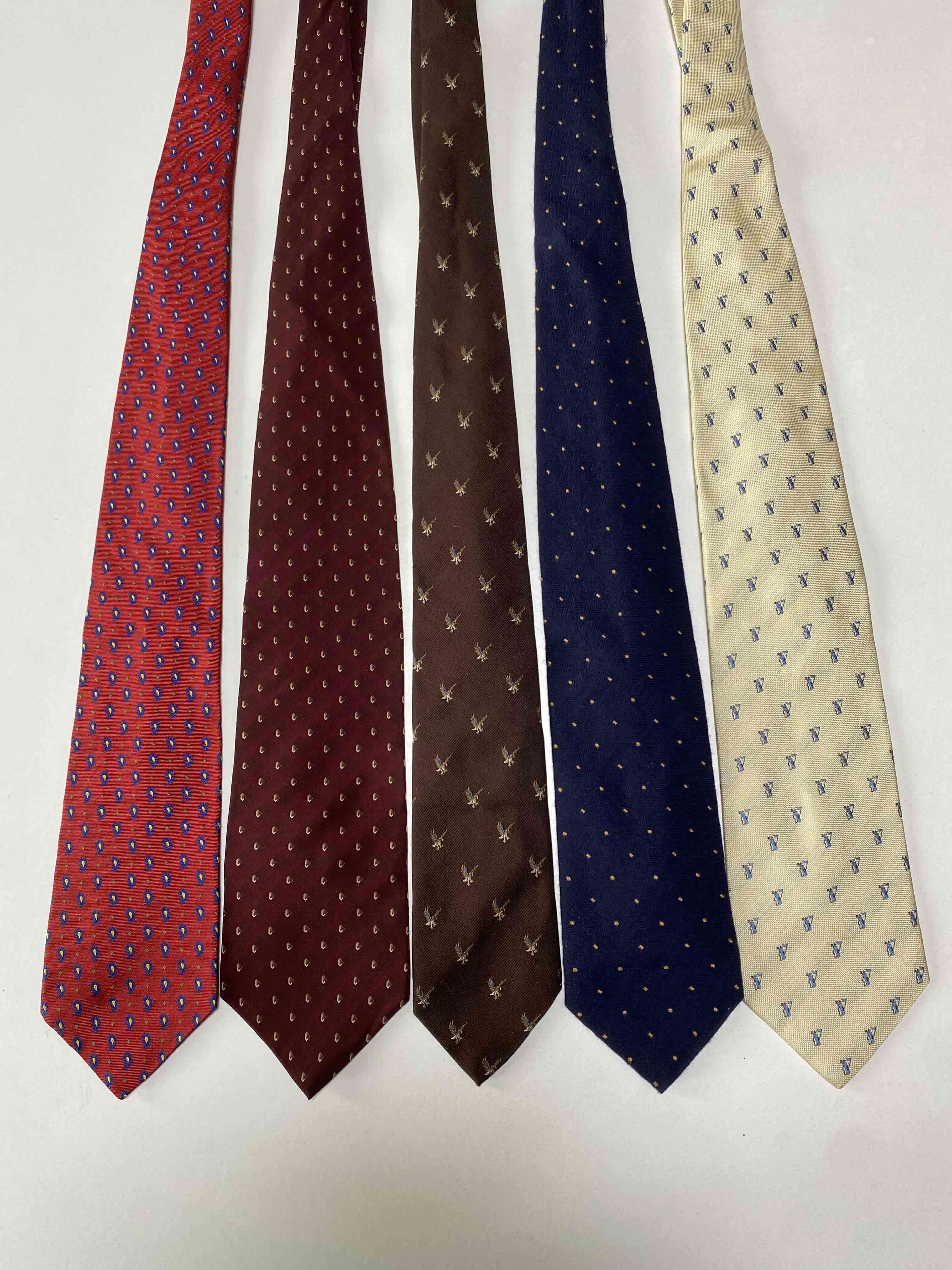 Lote de corbatas variadas