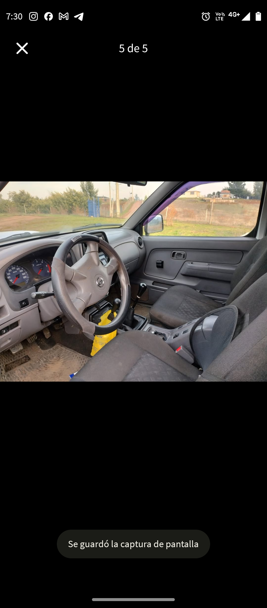 Camioneta Nissan terrano 4x4 plateada - miniatura 4