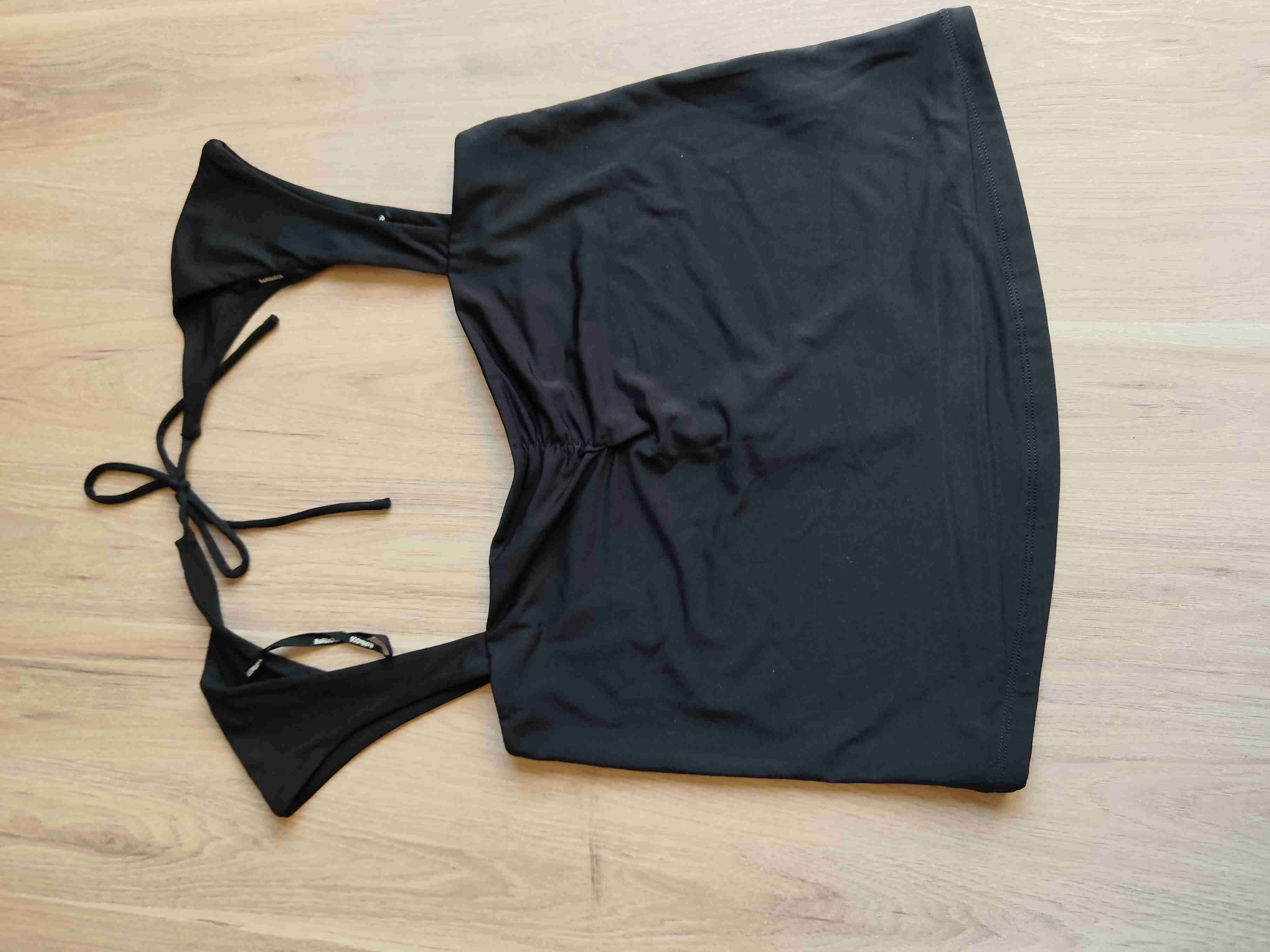 Top negro estilo bikini