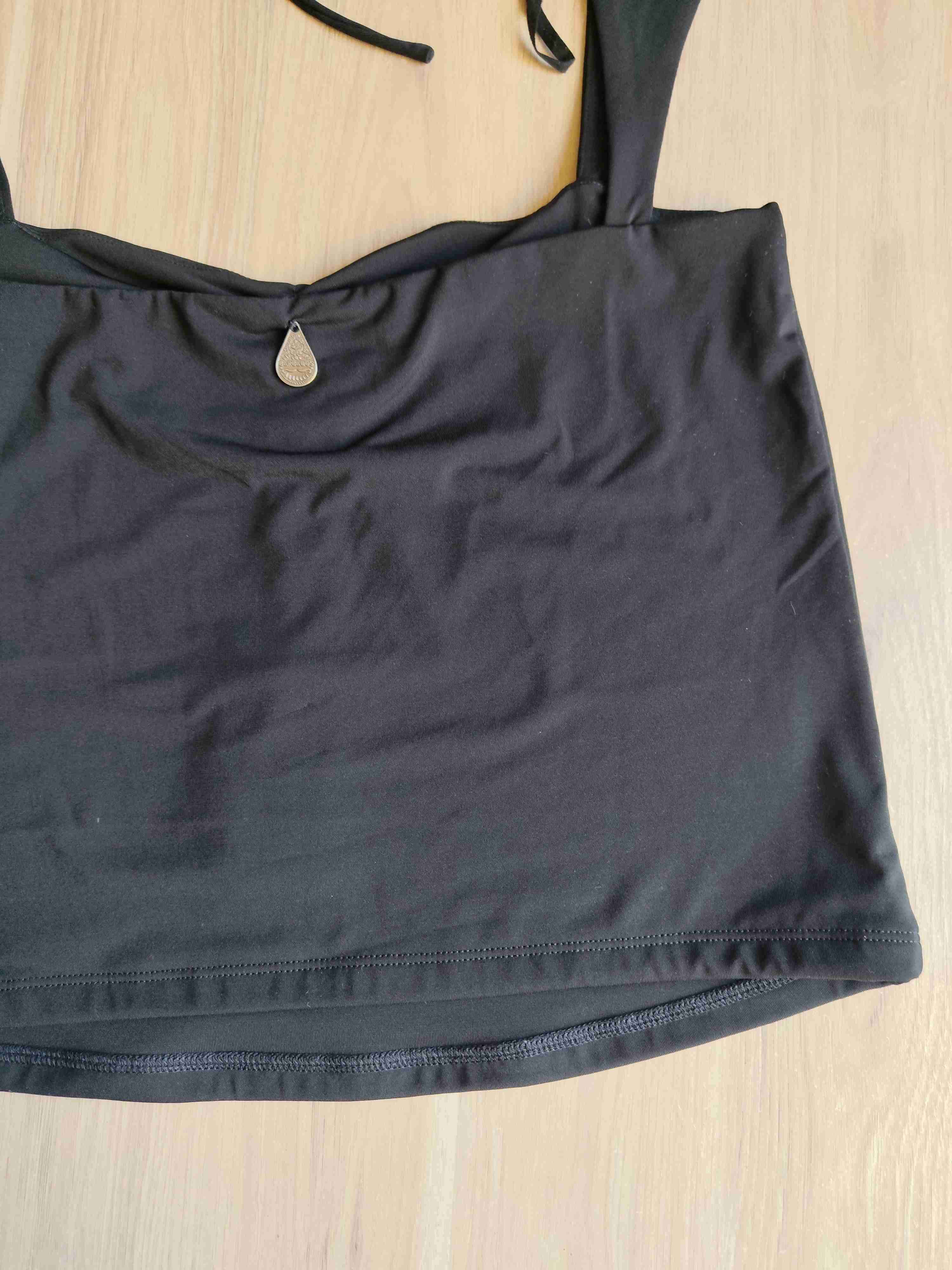 Top negro estilo bikini - miniatura 5