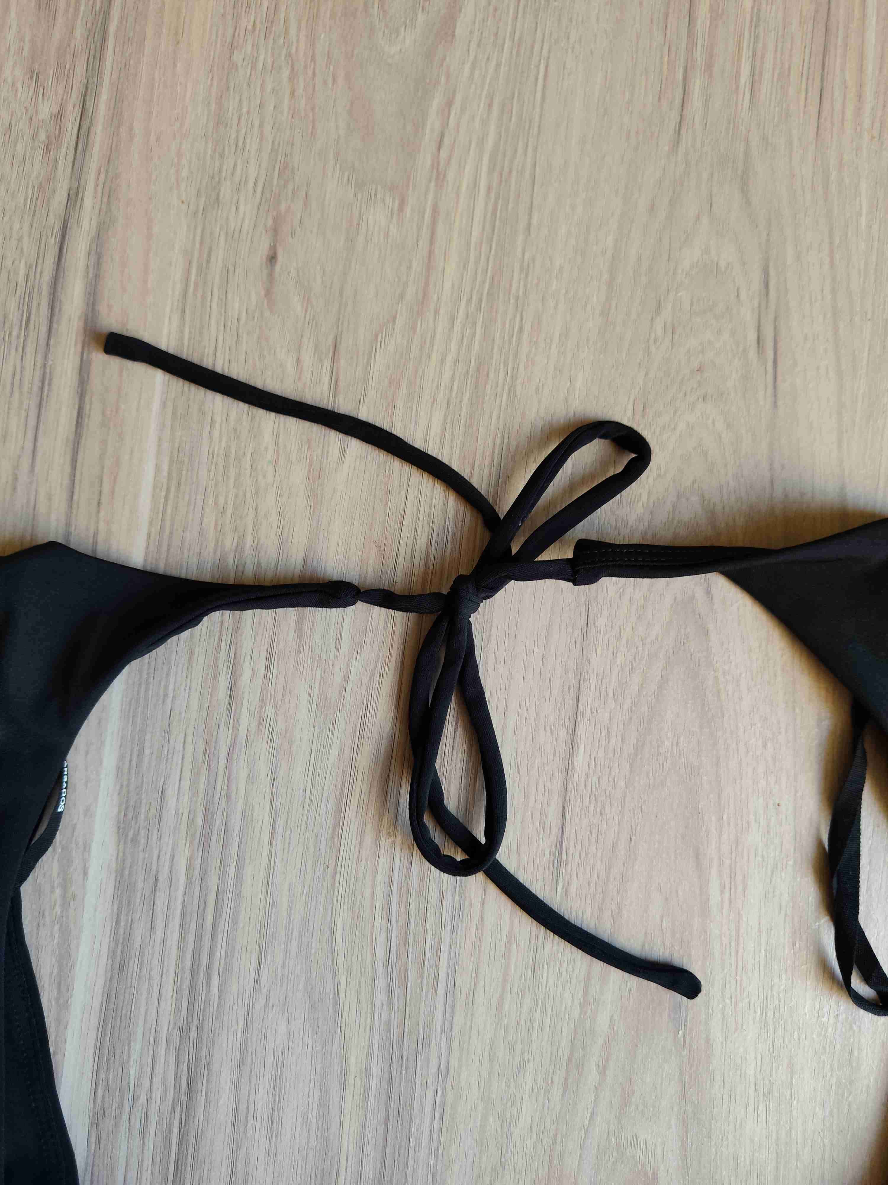 Top negro estilo bikini - miniatura 6