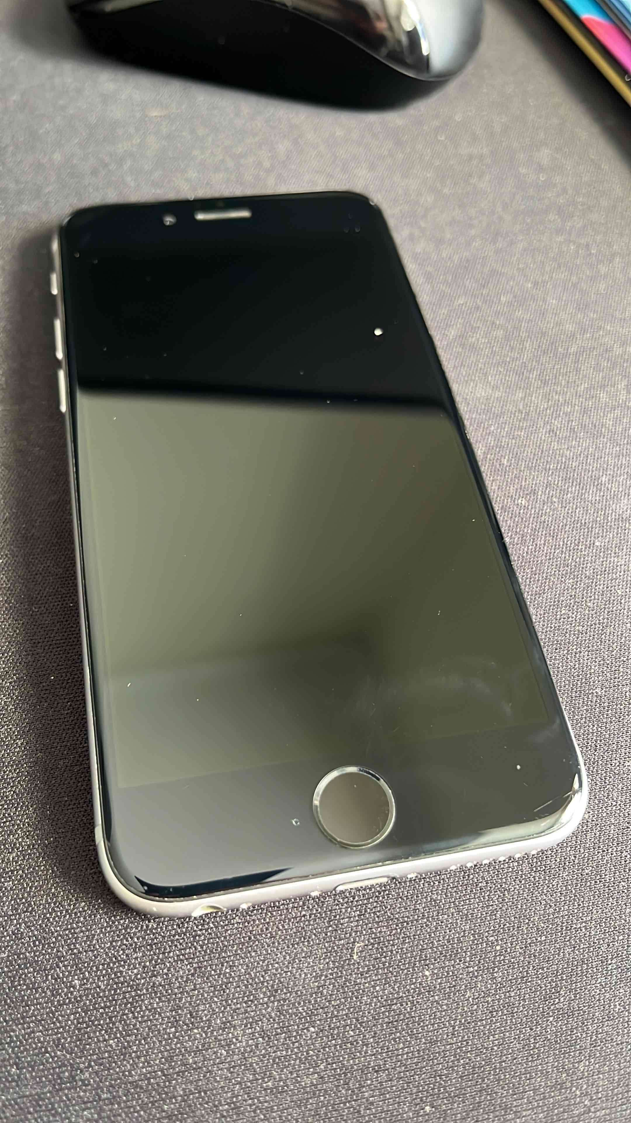 iPhone para repuestos - miniatura 3