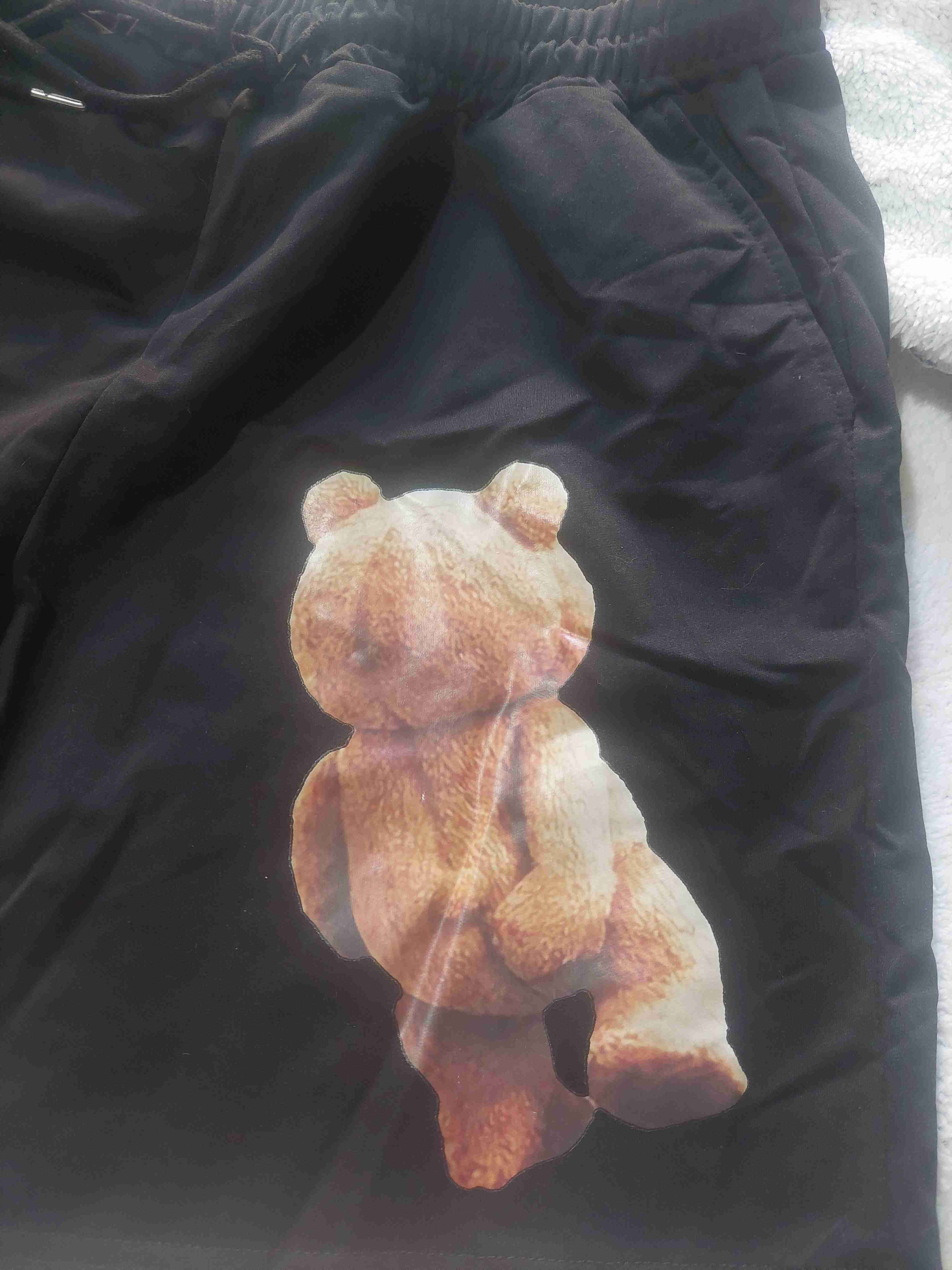 Shorts negros con impresión de oso ted - 4
