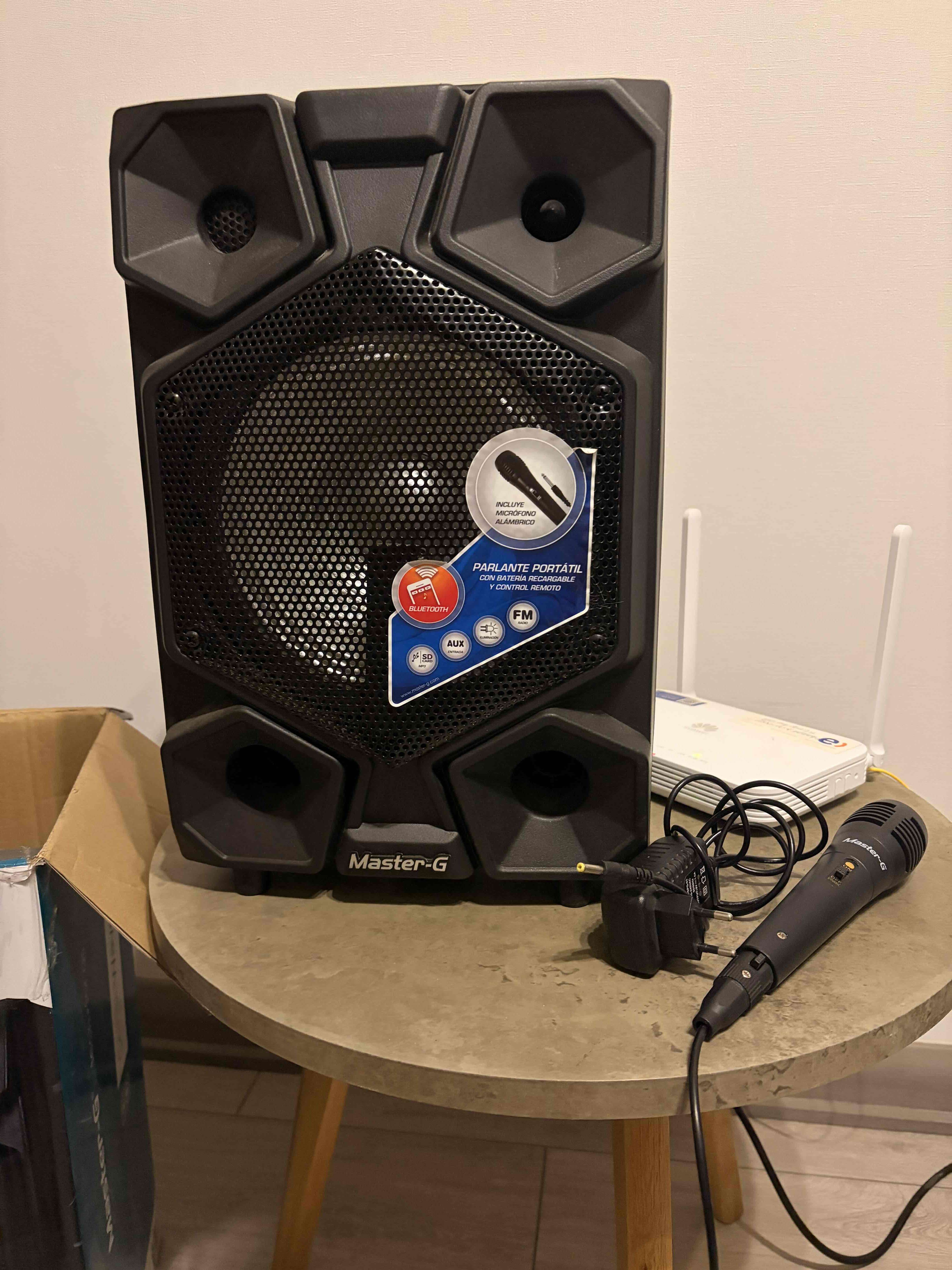 Parlante karaoke Master-G 8 pulgadas - miniatura 2