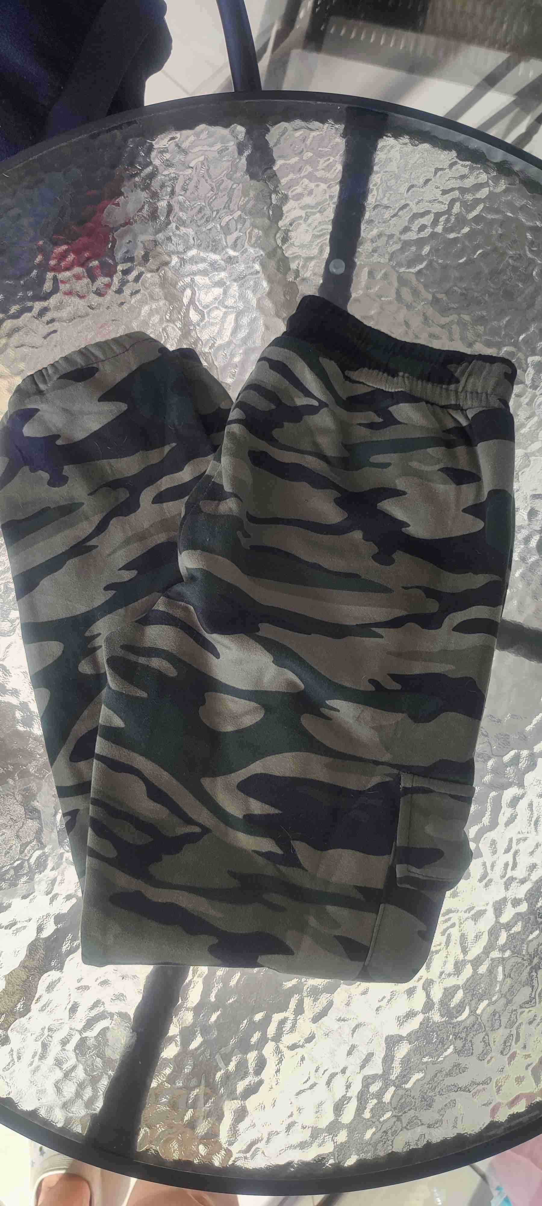 Pantalones camuflados mujer