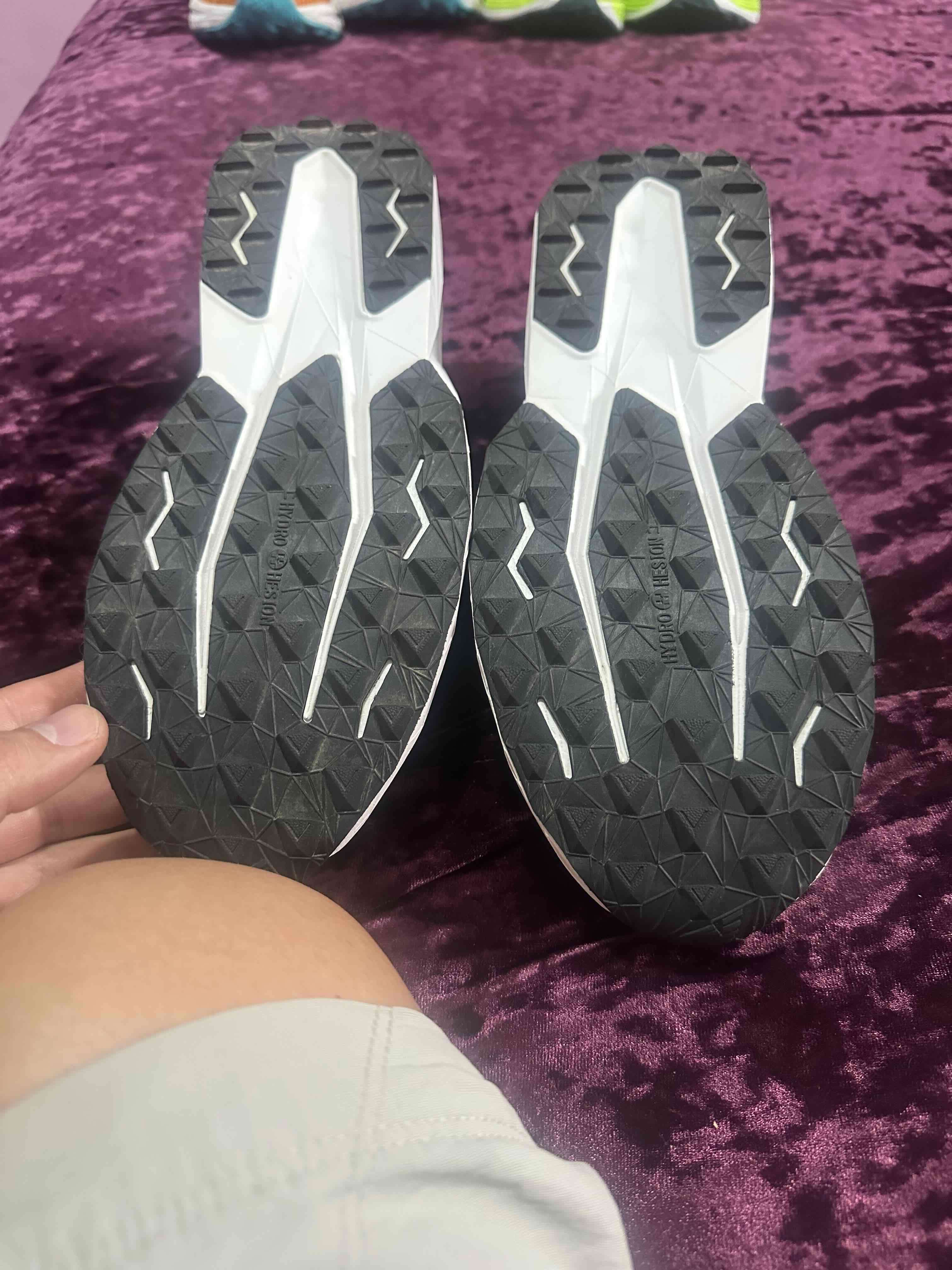 Zapatillas  new balance fuelcell venym - miniatura 3