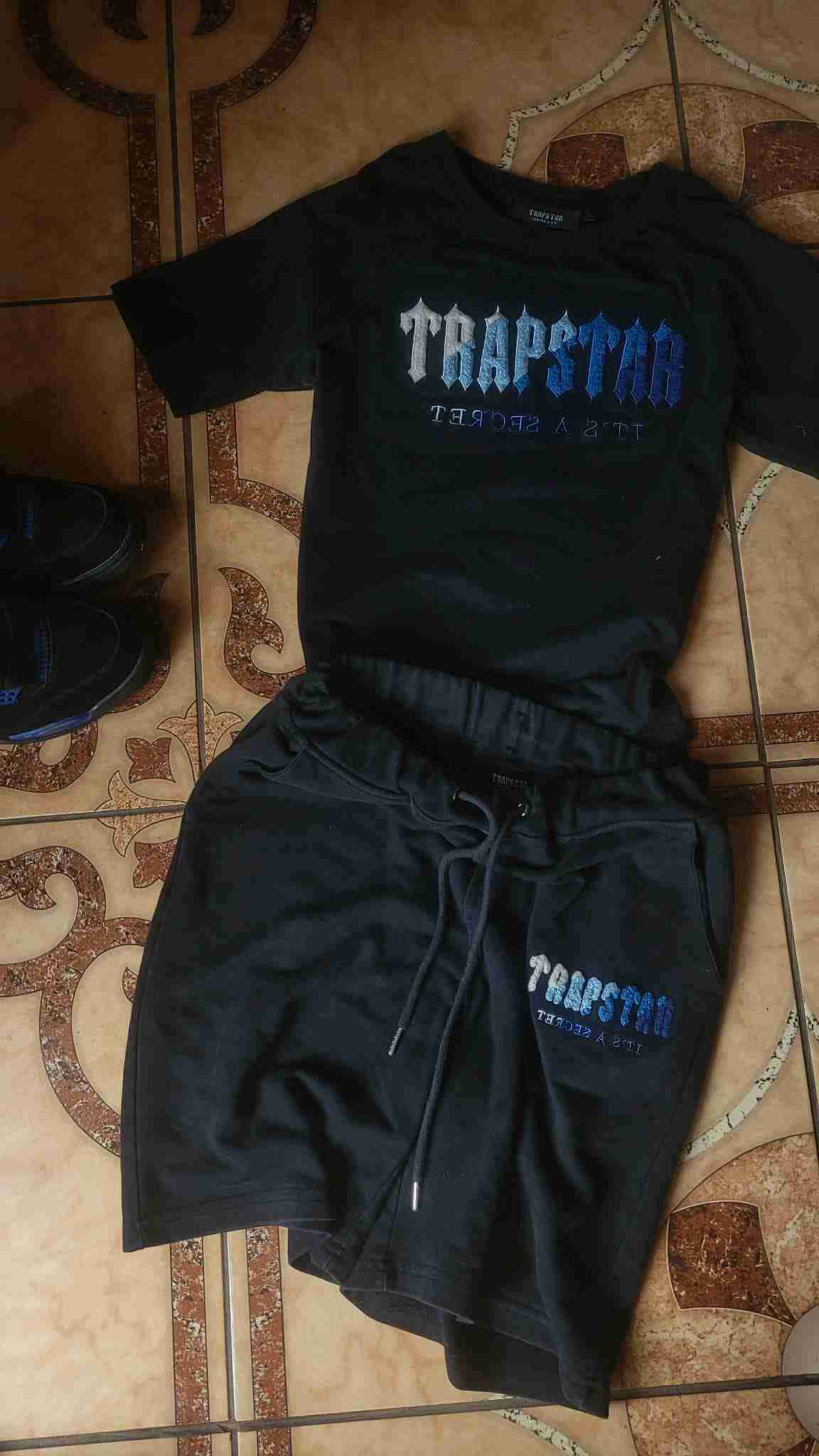 Trapstar Short y Polera