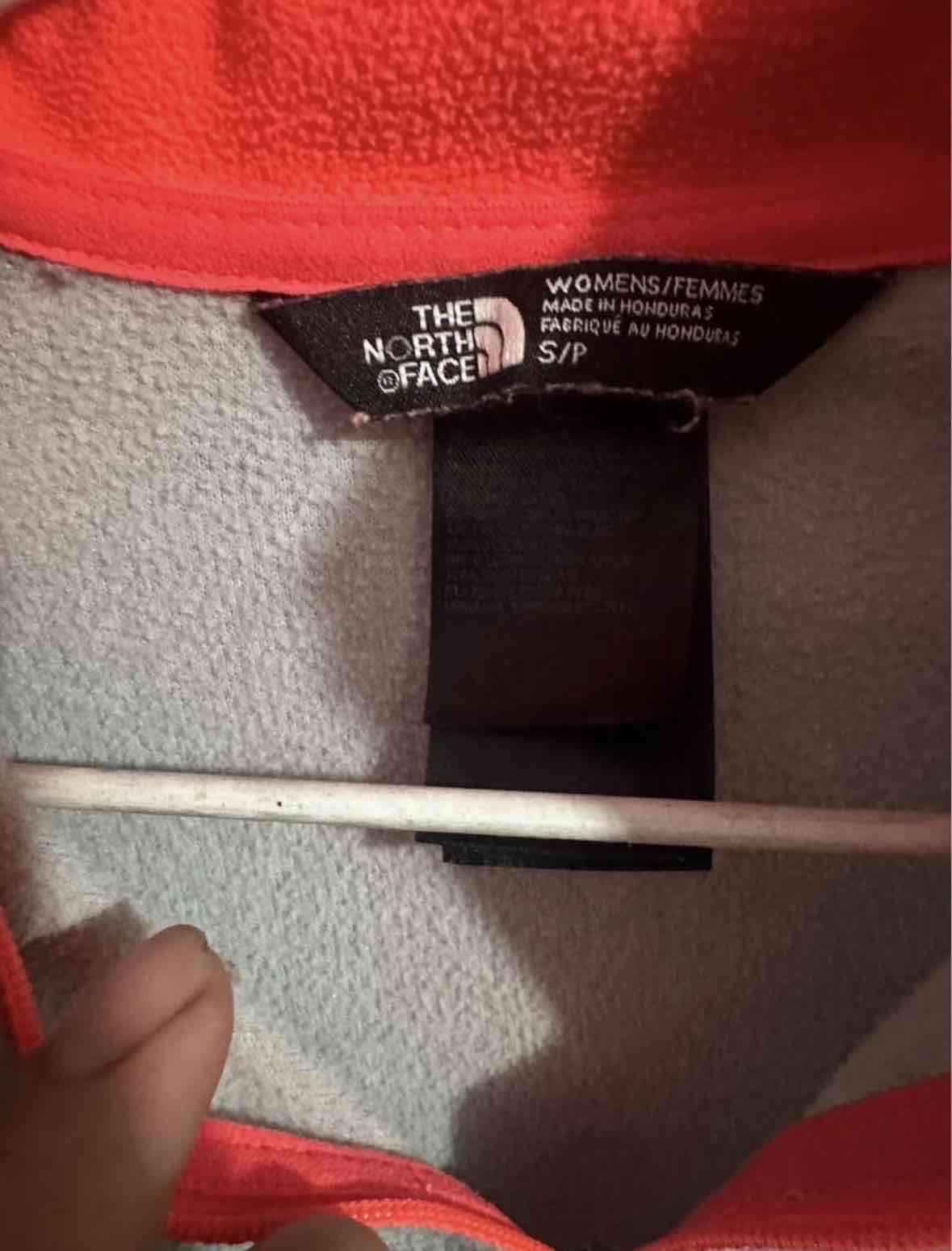 Polerón gris The North Face talla S mujer - miniatura 2