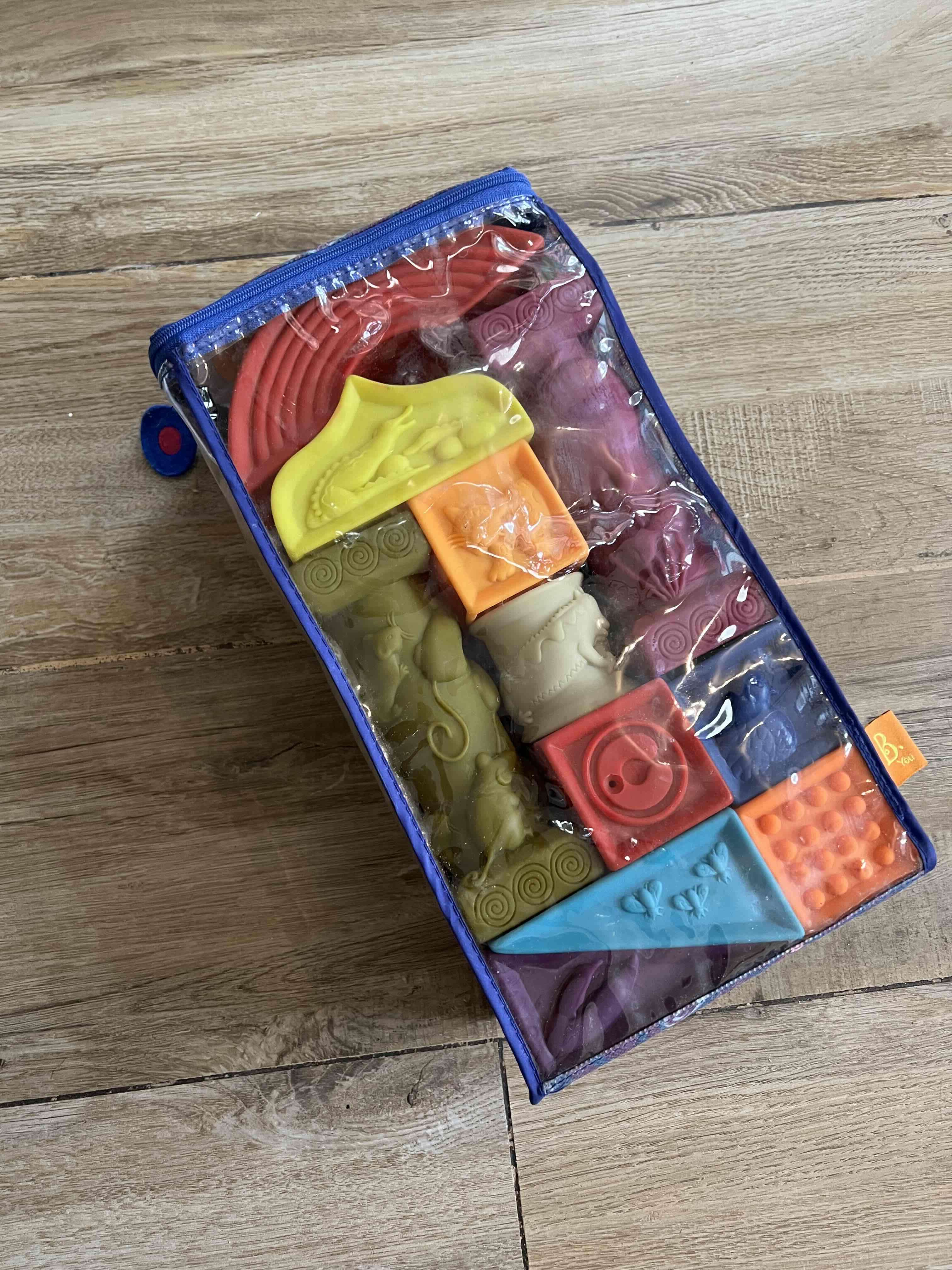 Bloques de construcción apretables de B Toys - miniatura 3