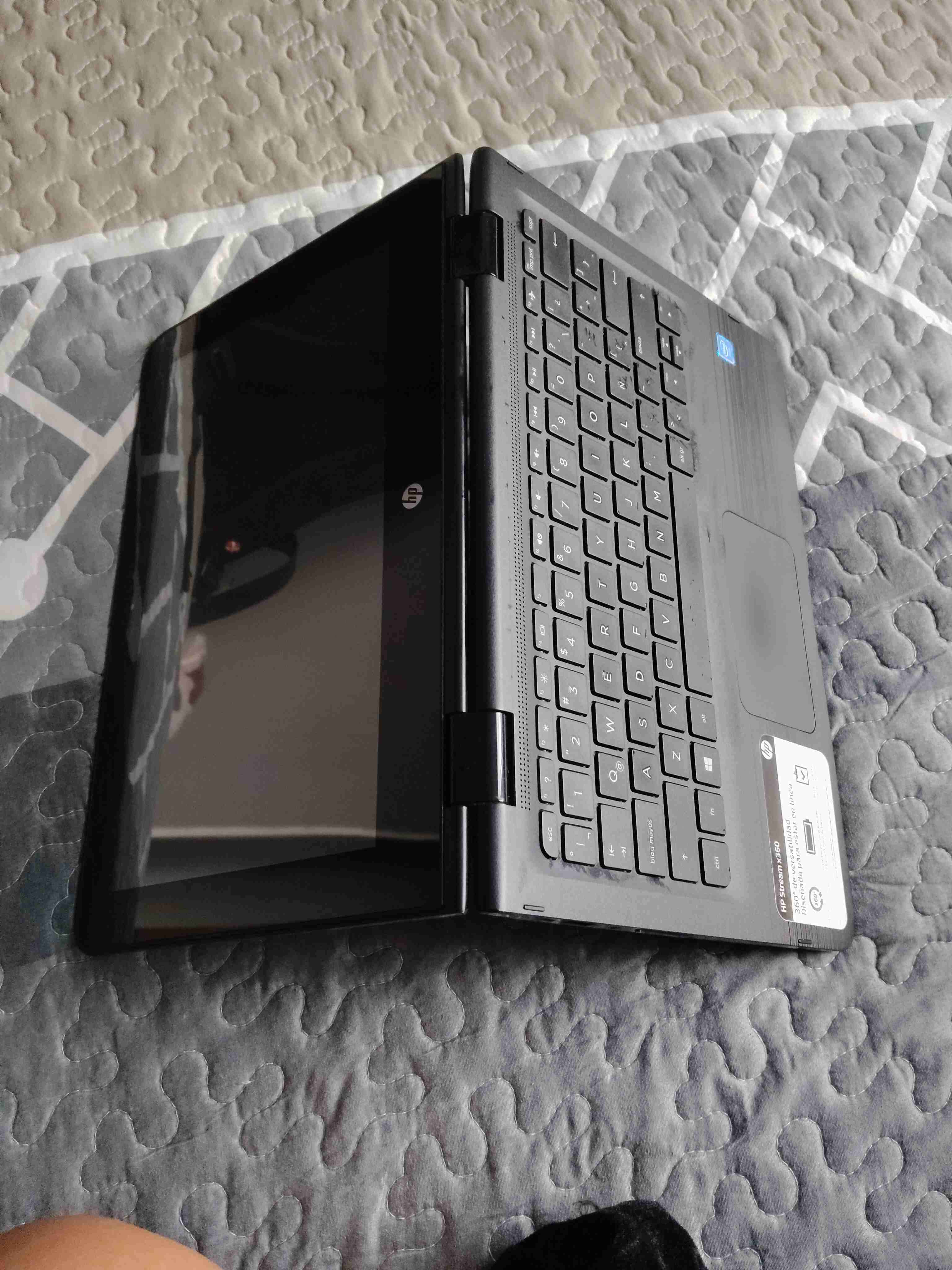 Notebook HP Stream 360 convertible - miniatura 5