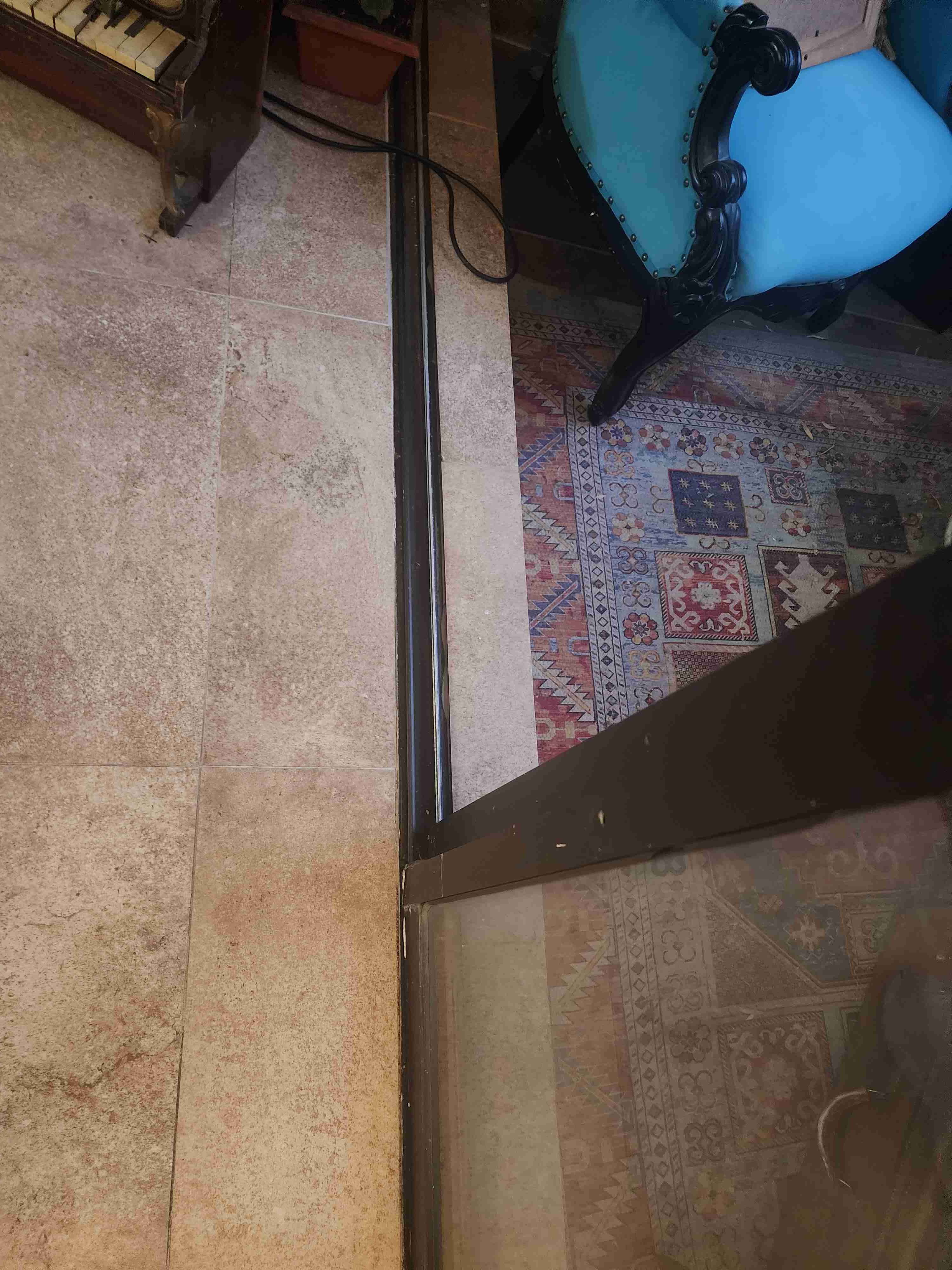 Puerta de vidrio corrediza - miniatura 4