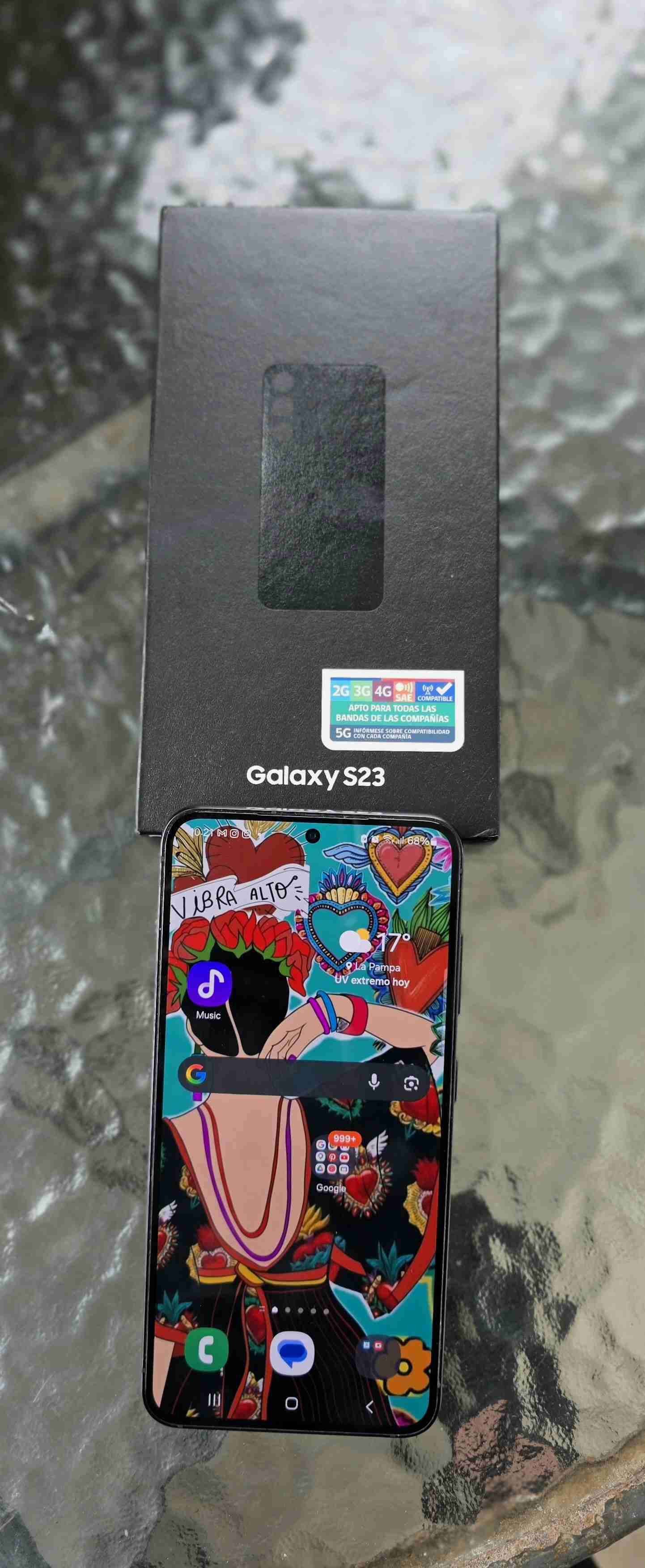 Samsung Galaxy S23 - 2