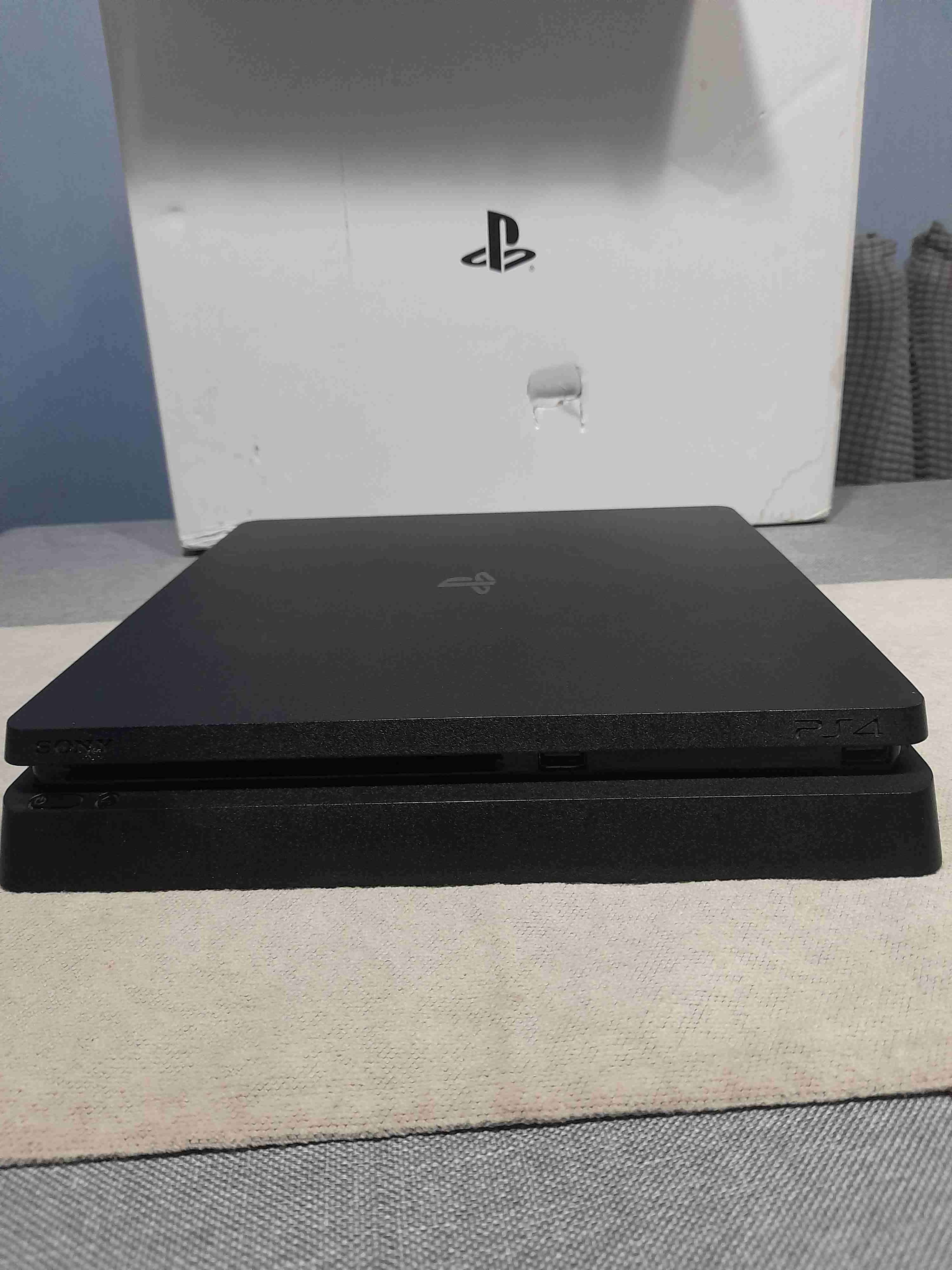 Consola PlayStation 4 slim  1 TB - miniatura 3