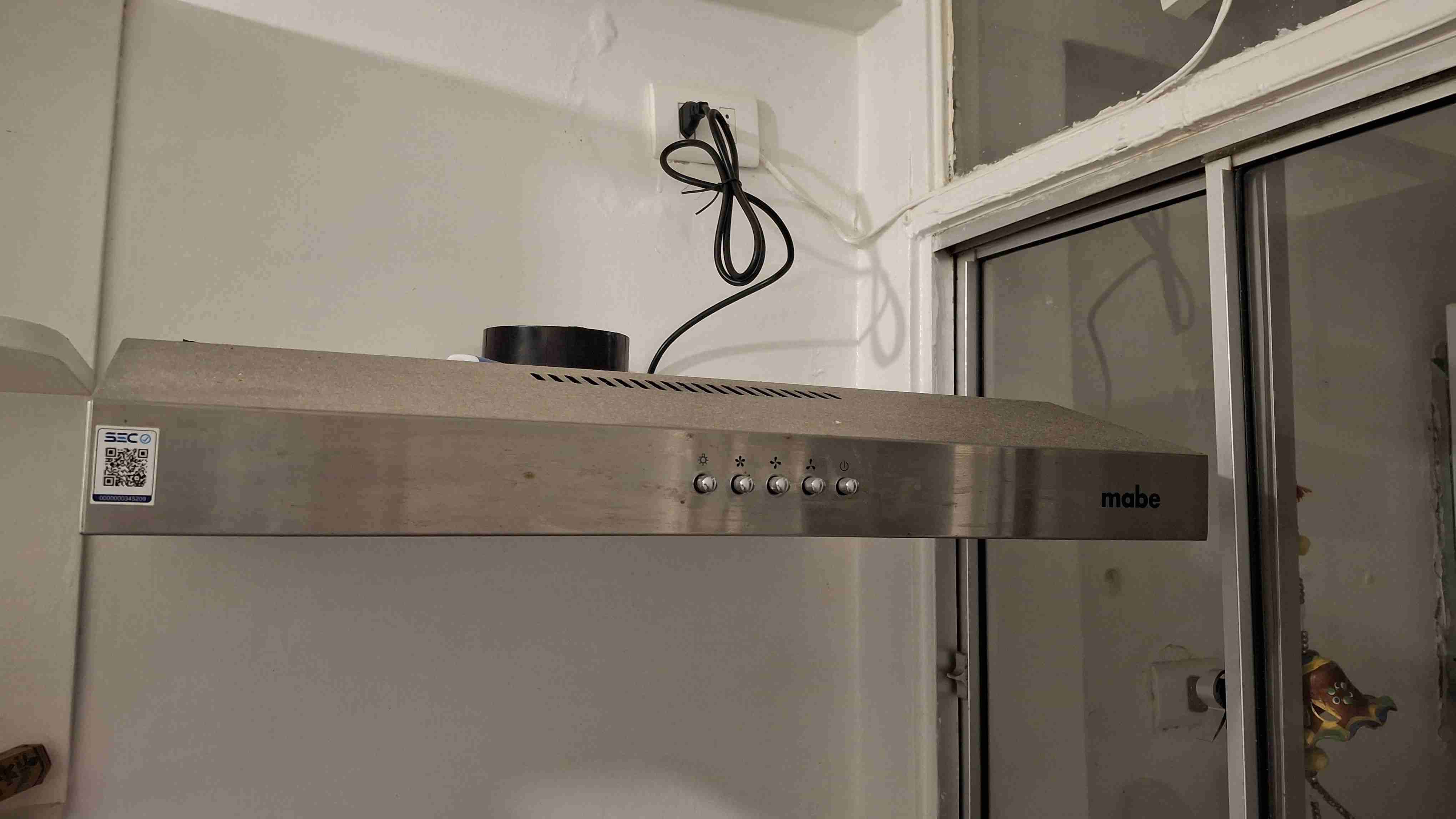 Campana extractora Mabe en acero inoxidable