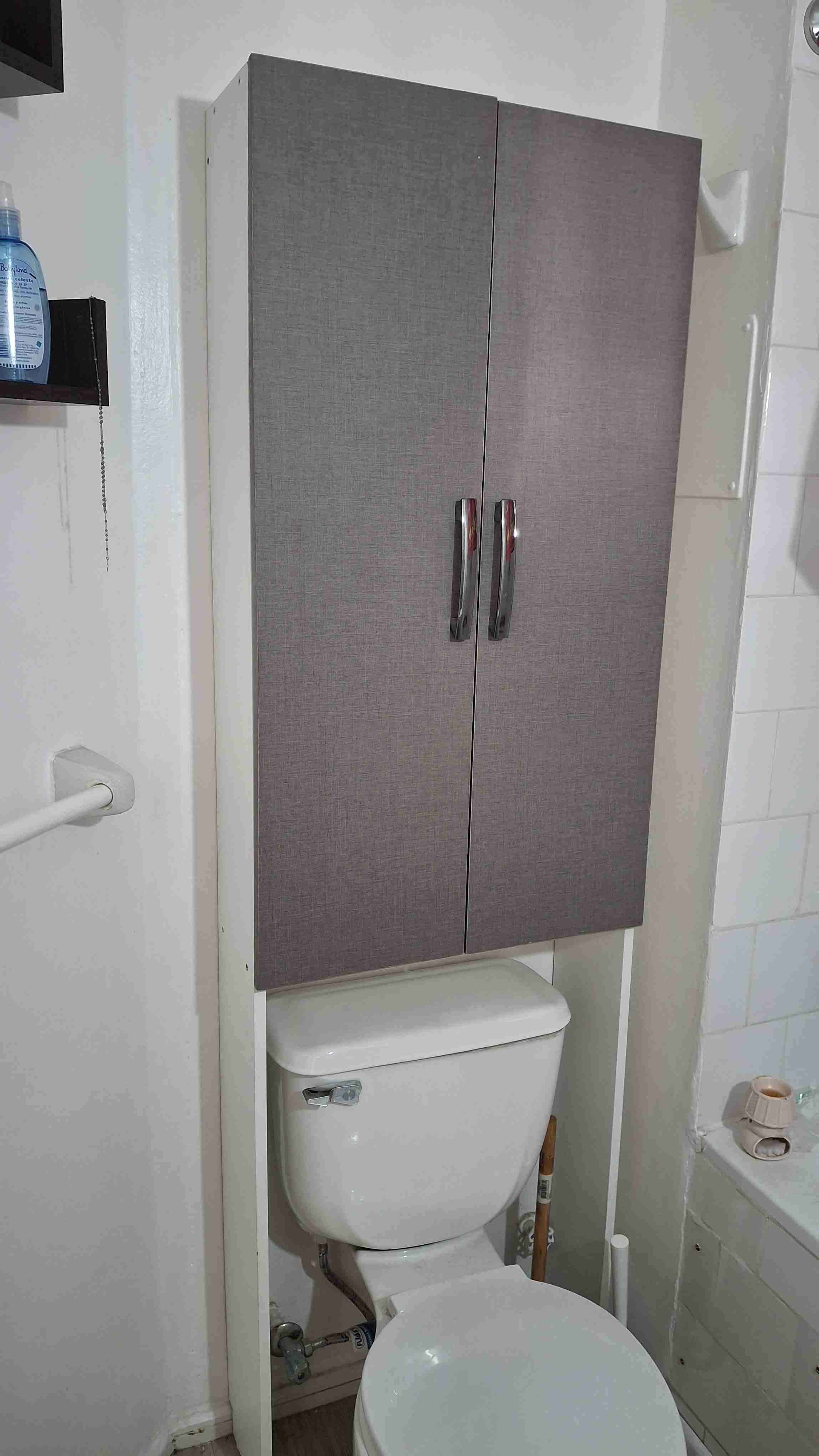 Mueble de baño con puertas - miniatura 2