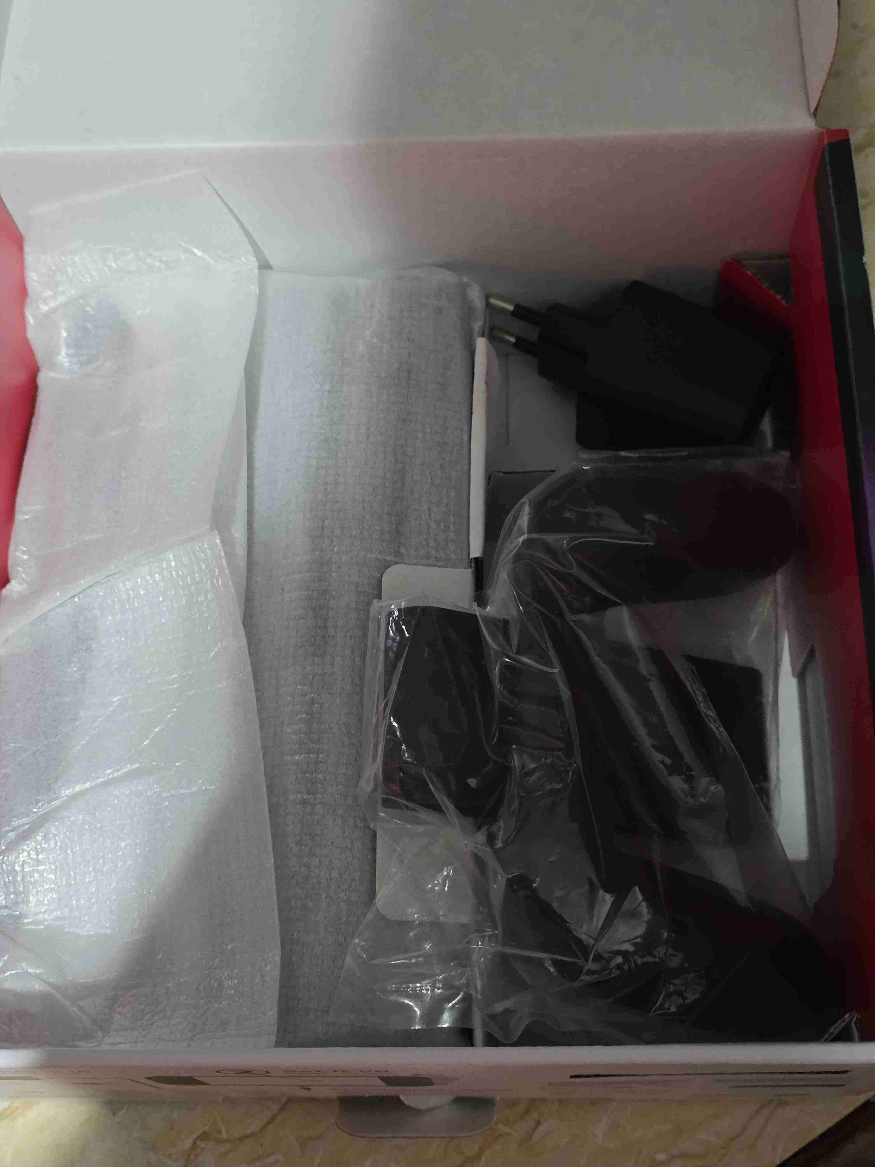 Nintendo Switch 2 + Accesorios - miniatura 4