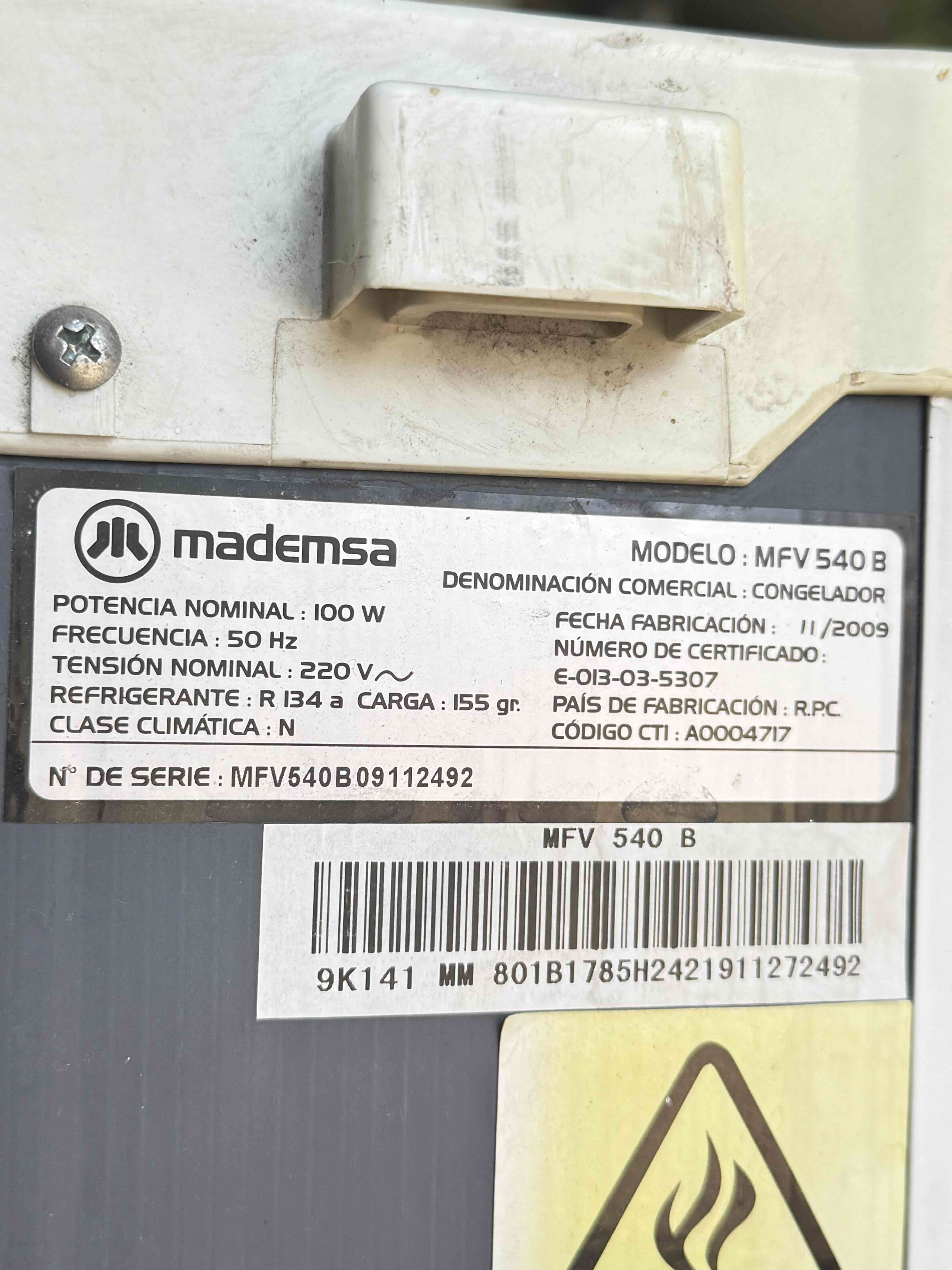 Congelador Mademsa MFV 540 B